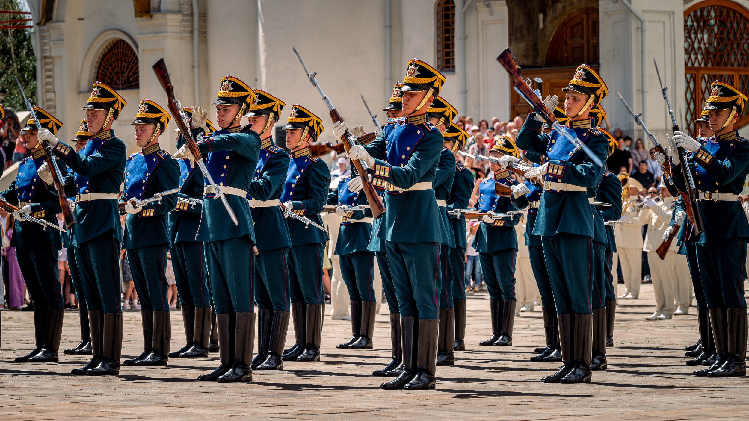 Соборная площадь Московского Кремля. Бизнес фотограф в Москве Алексей Кознев