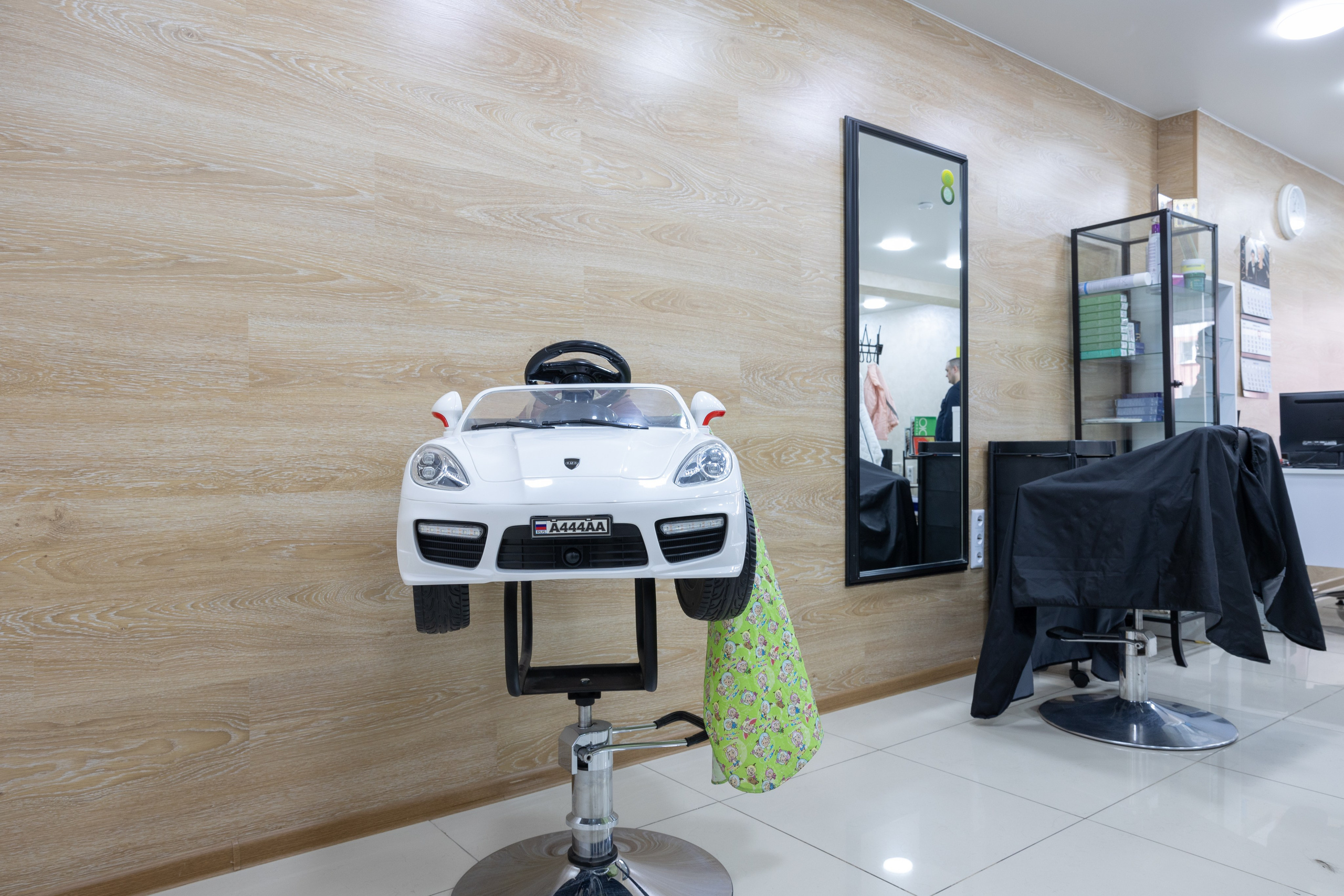 Сеть парикмахерских «Лимон»