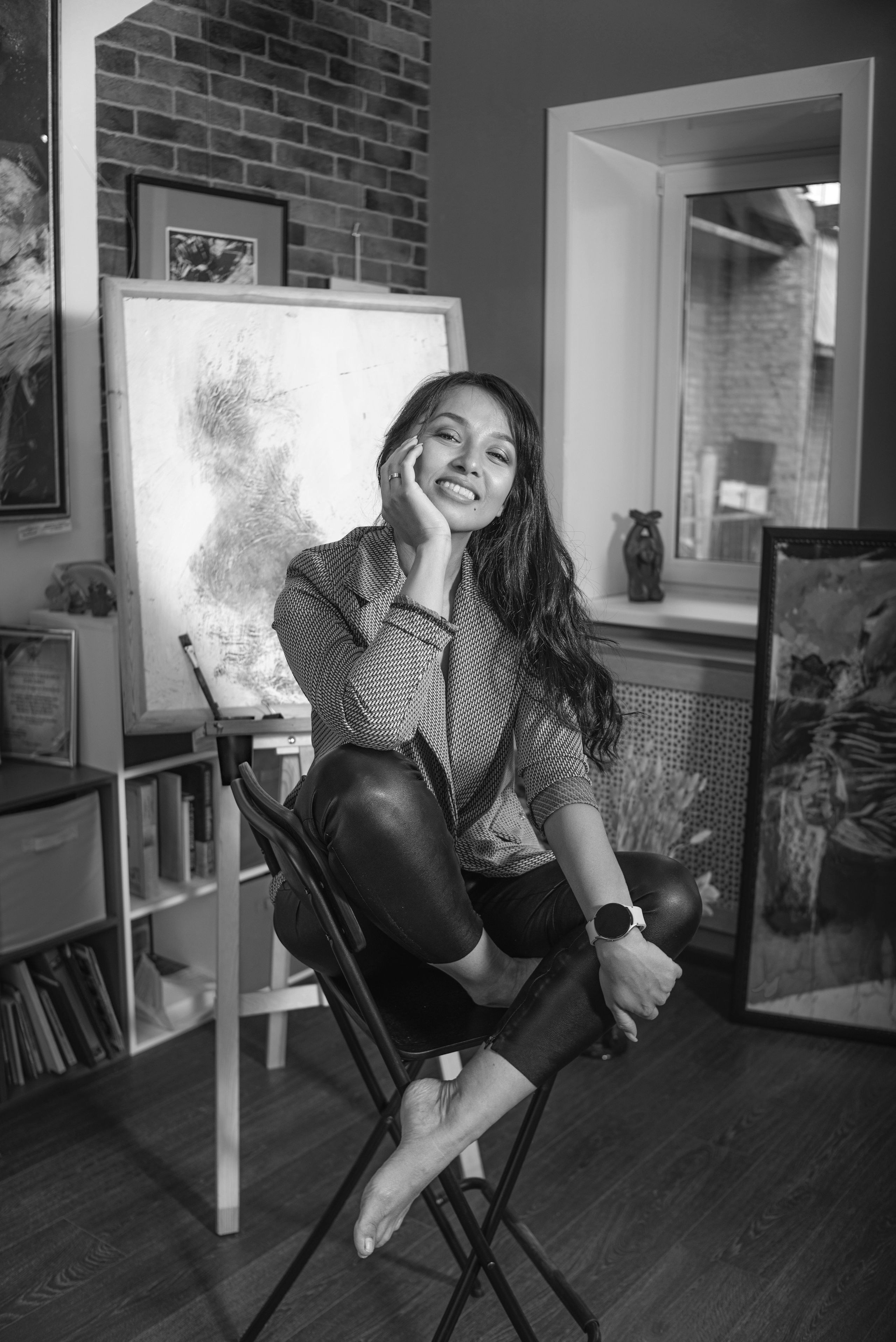 Фотоконтент, женский портрет. Занимаюсь профессиональной фотографией и живу рядом с Байкалом. Работаю в разных жанрах