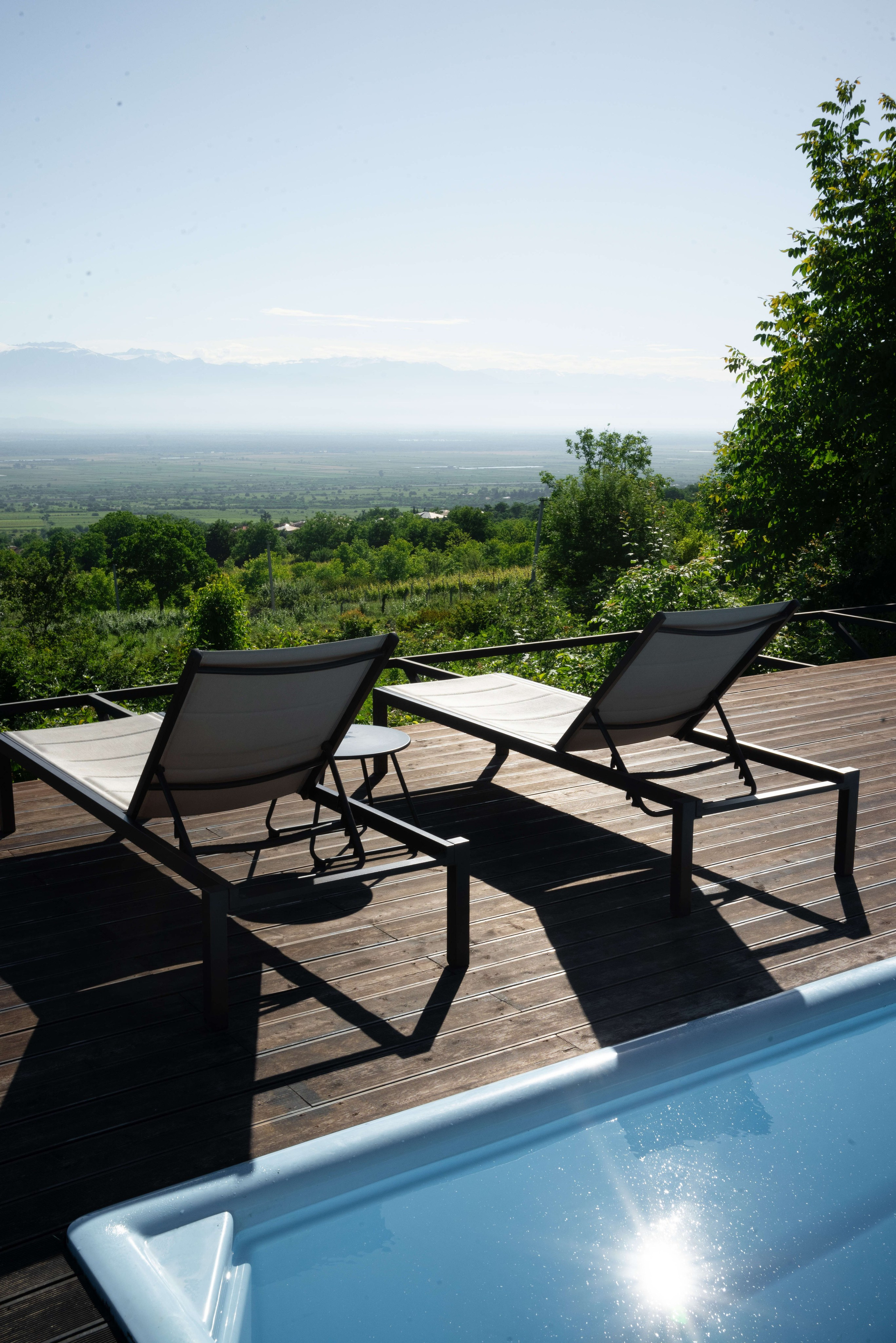 Съемка отеля Horizons. Портретный и свадебный фотограф в Тбилиси • xeniqo