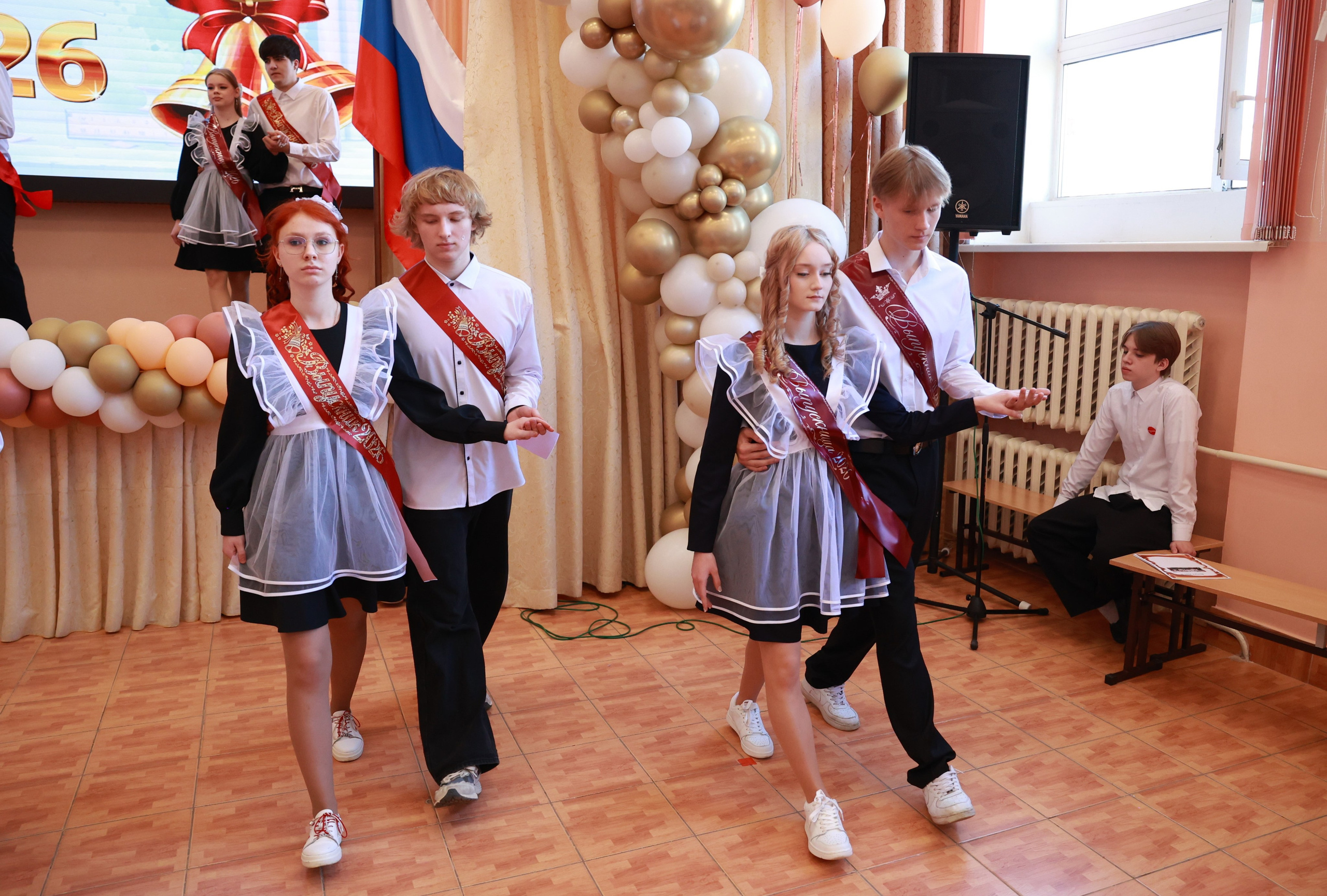 Последний звонок в Сургуте