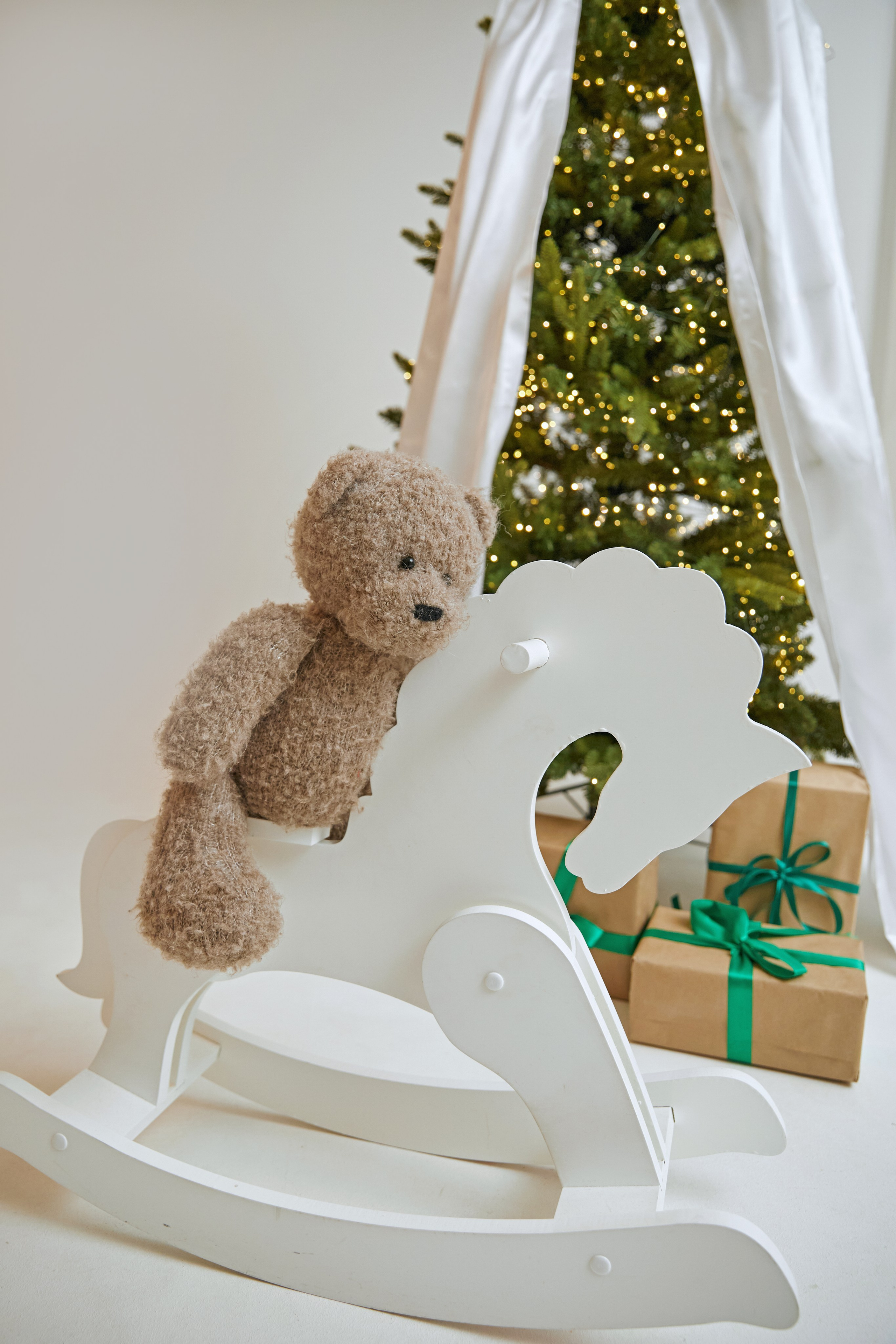 Новогодние локации (до 12 января 2026). Content Studio фотостудия