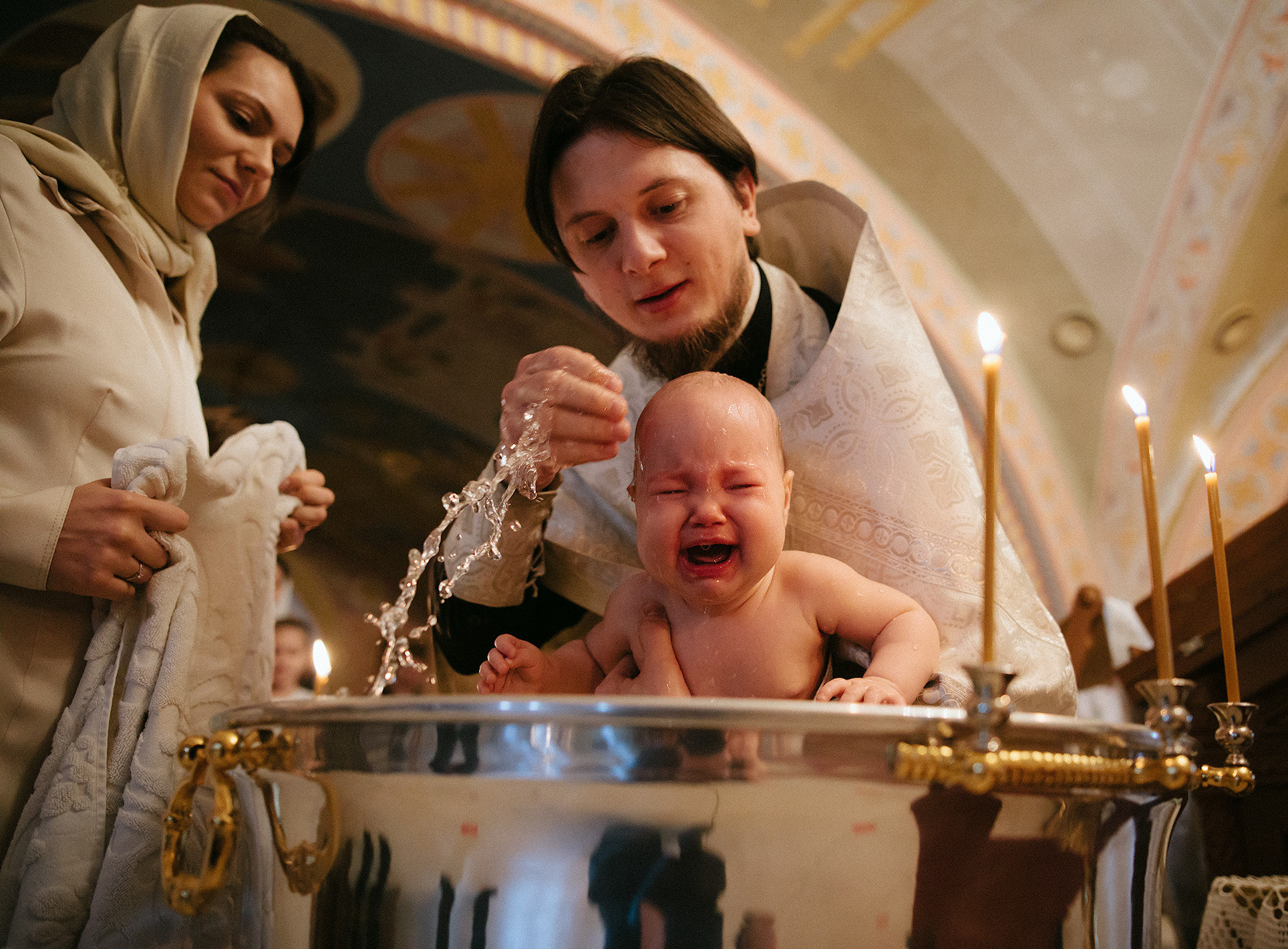 крещение ребенка в купели