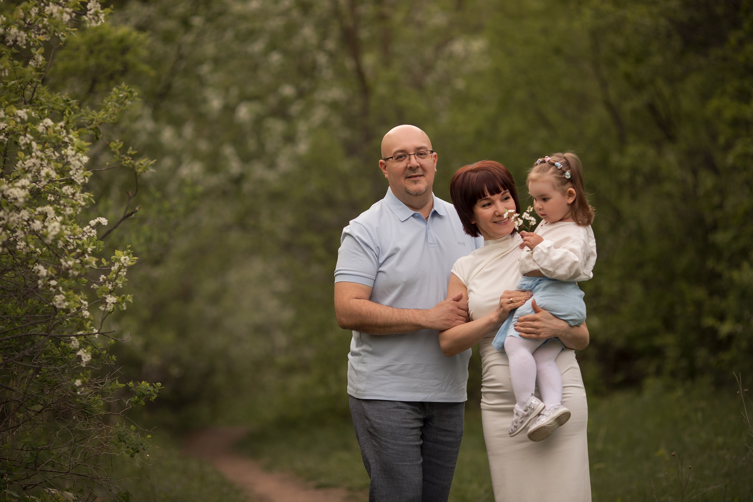 Цветущий апрель. Семейный и детский фотограф в Саратове Полина Коткина