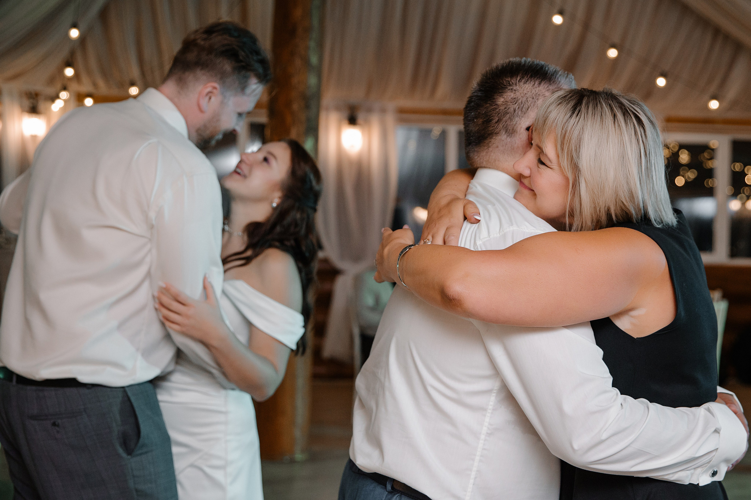 Камерная русско-американская свадьба, когда любовь побеждает все. Свадебный фотограф в Воронеже Алексей Логинов