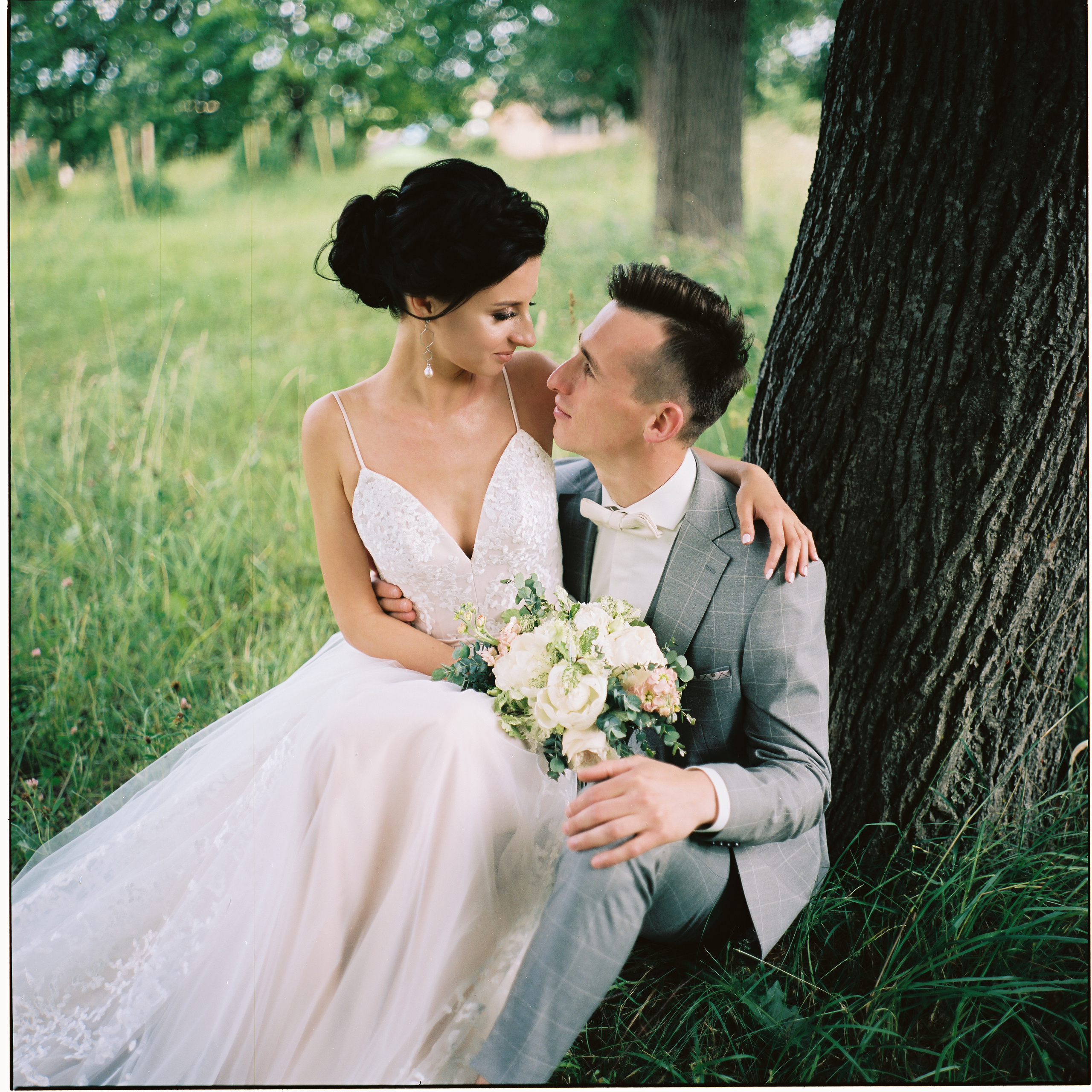 Алексей и Алёна. Плёнка. Минск. Фотограф Дмитрий Щекочихин