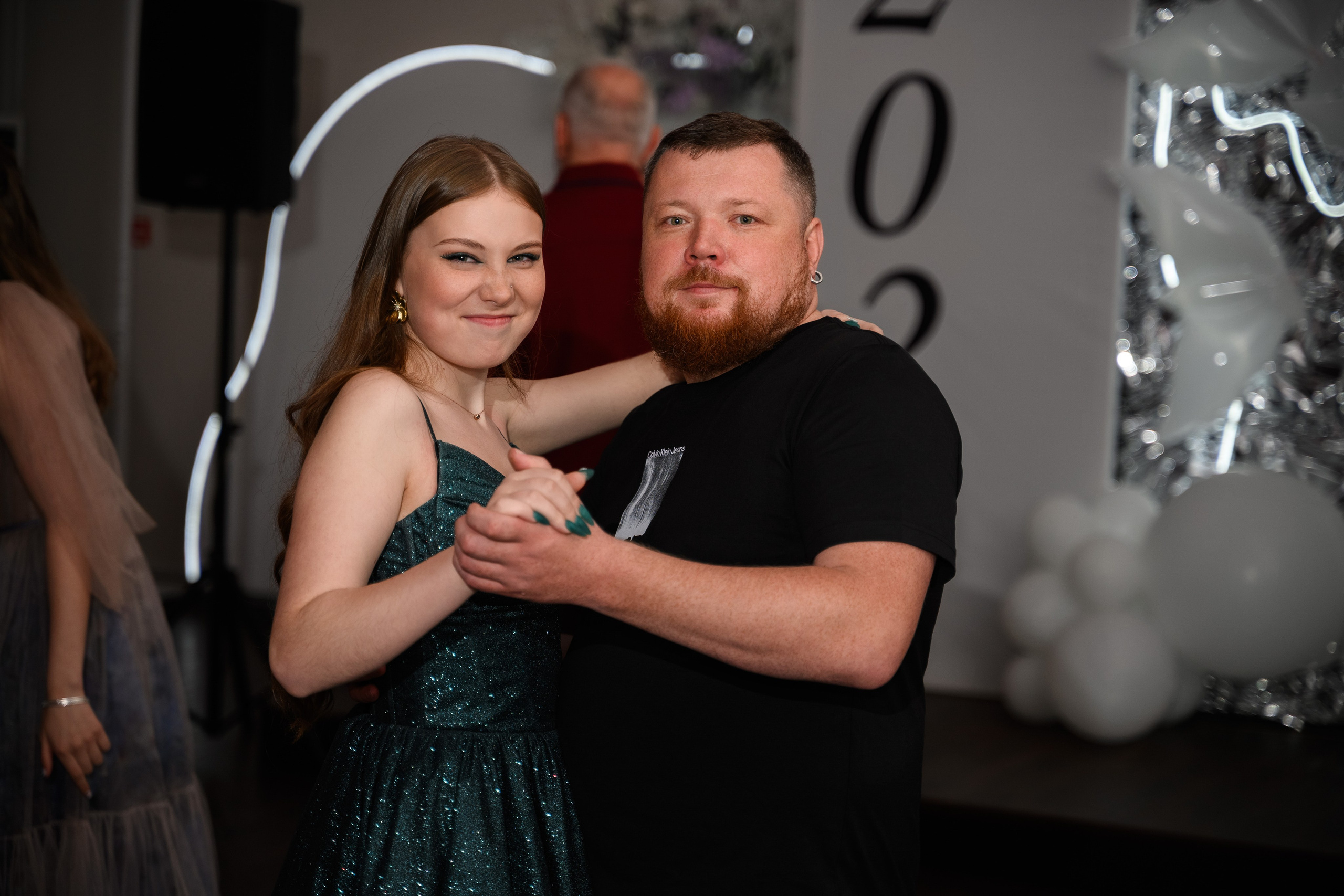 Фотограф на выпускной. Фотосъёмка для школьников и студентов в Санкт-Петербурге. Фотограф Алексей Лукин. Свадьба, мероприятие, корпоратив, юбилей, фотосессия, портрет. Фотосъёмка в Санкт-Петербурге. Ретушь фотографий