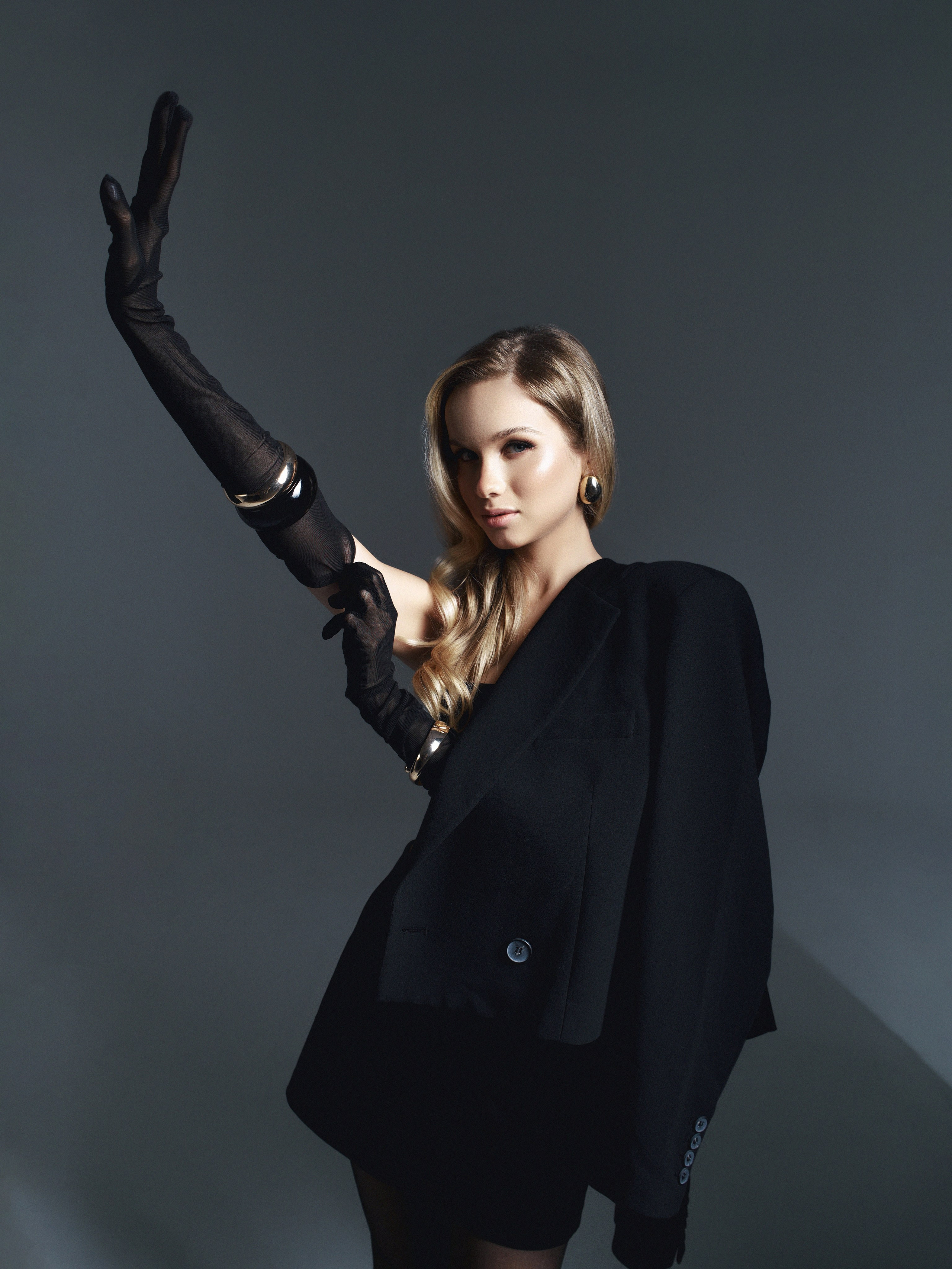 ELIZ. NOIZOMAX Художественный фотограф в Дубай