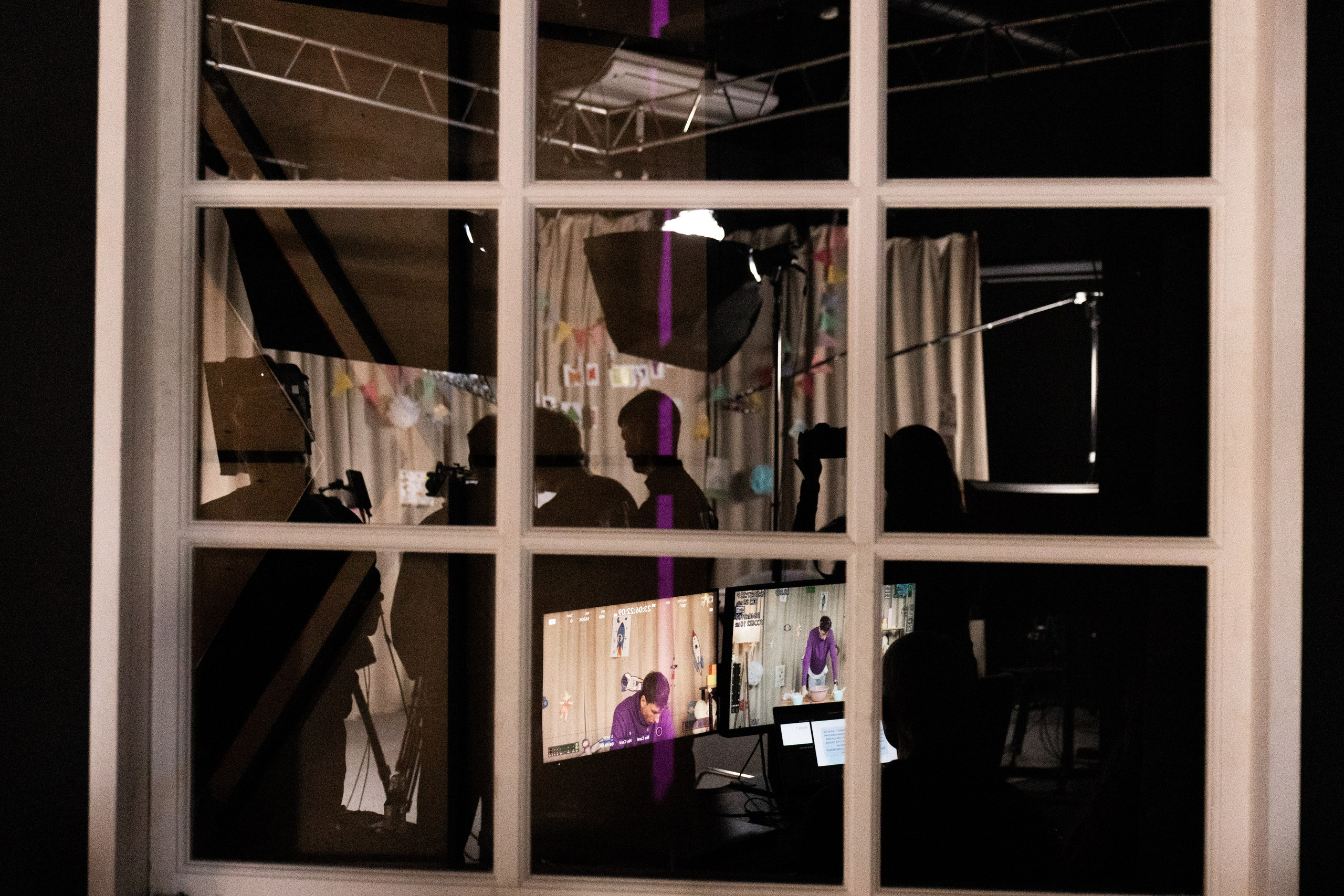 Бекстейдж съёмок шоу. Главная