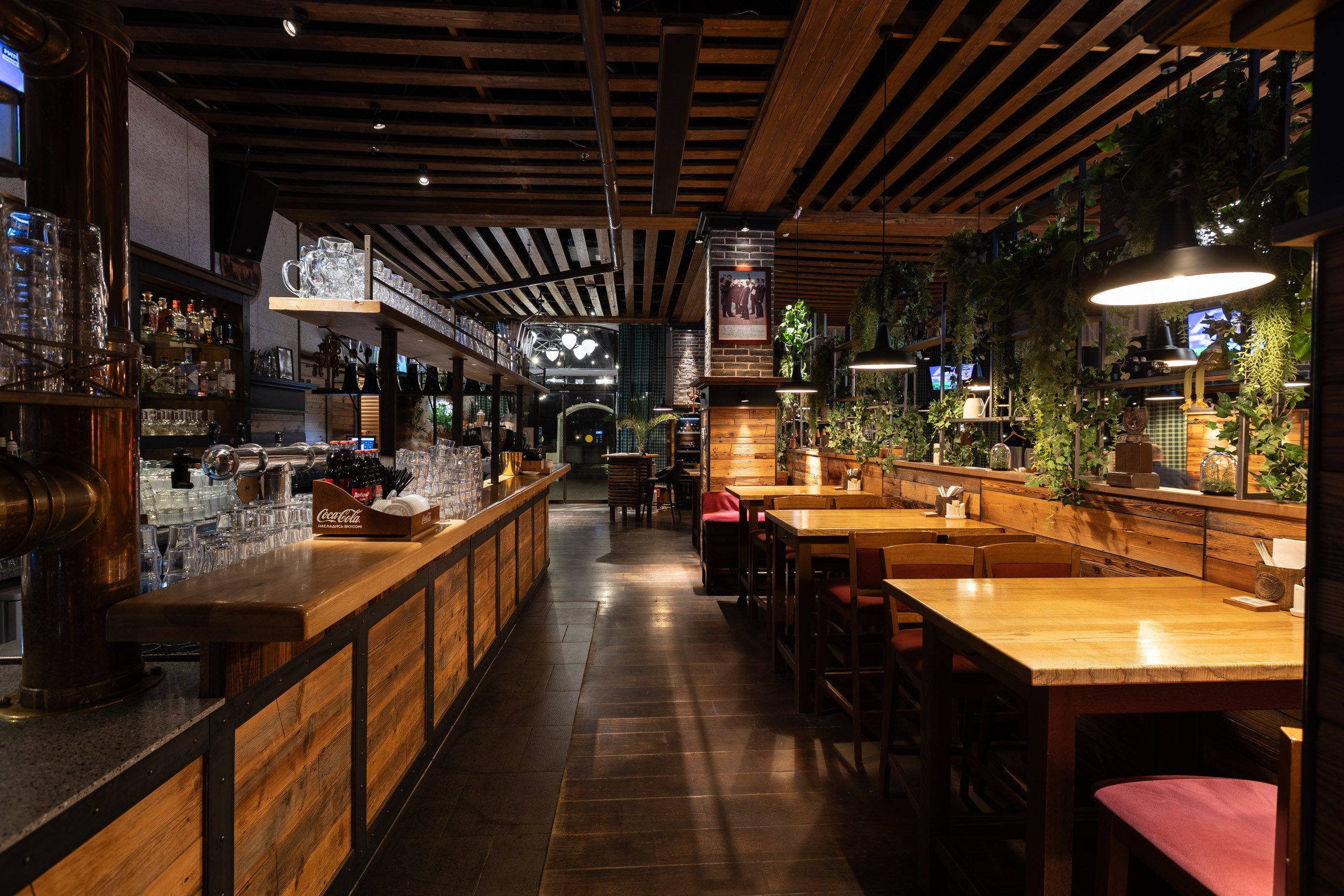 Съемка ресторана PAULANER в городе Краснодар. Архитектурный и интерьерный фотограф в Краснодаре | Дмитрий Демской