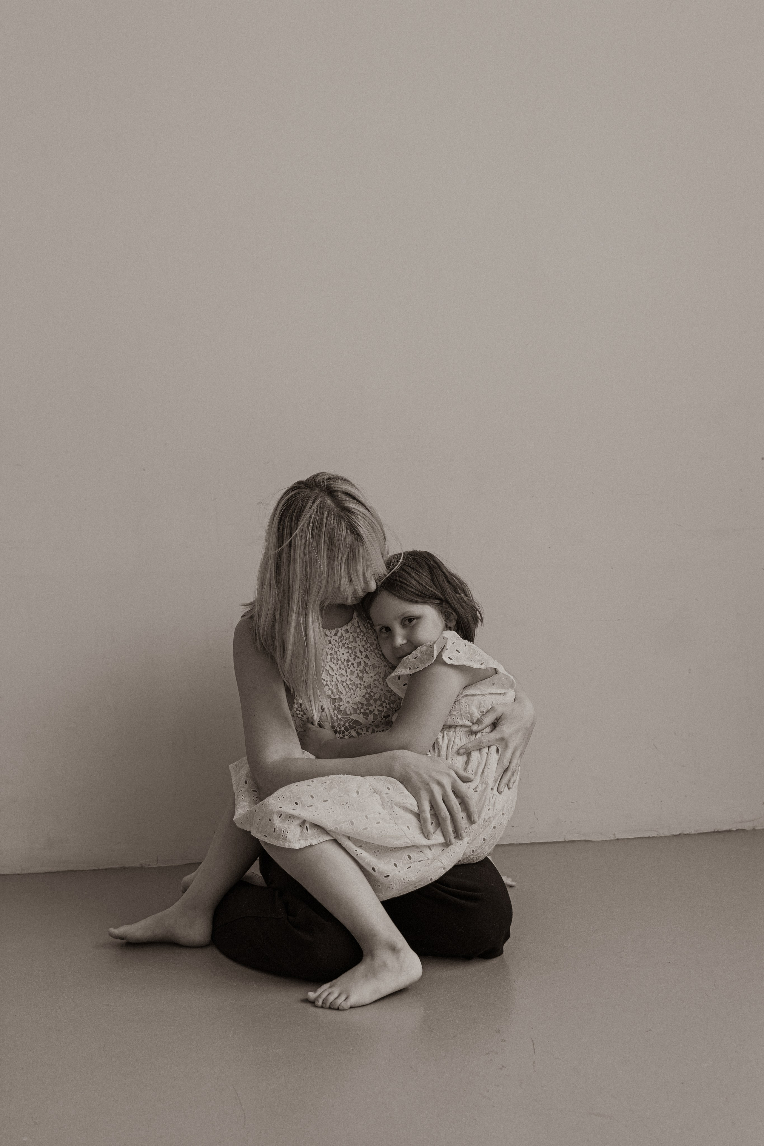 Girls. Главная