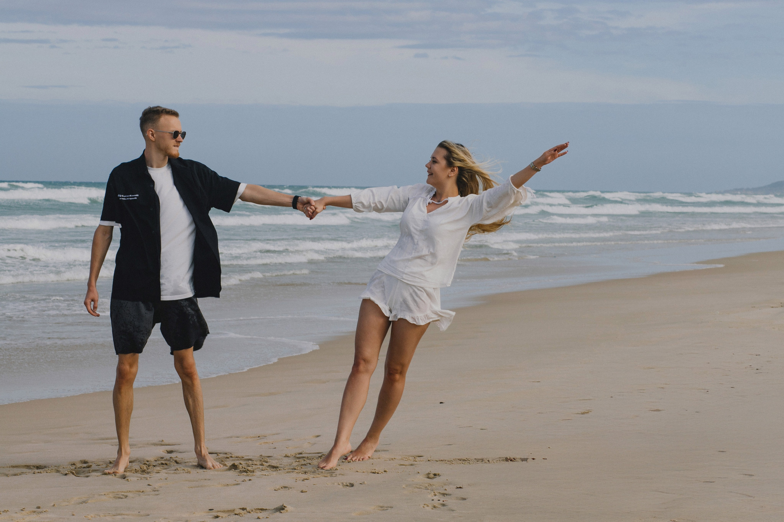 Дима и Дана пляж Бай Дай. Главная