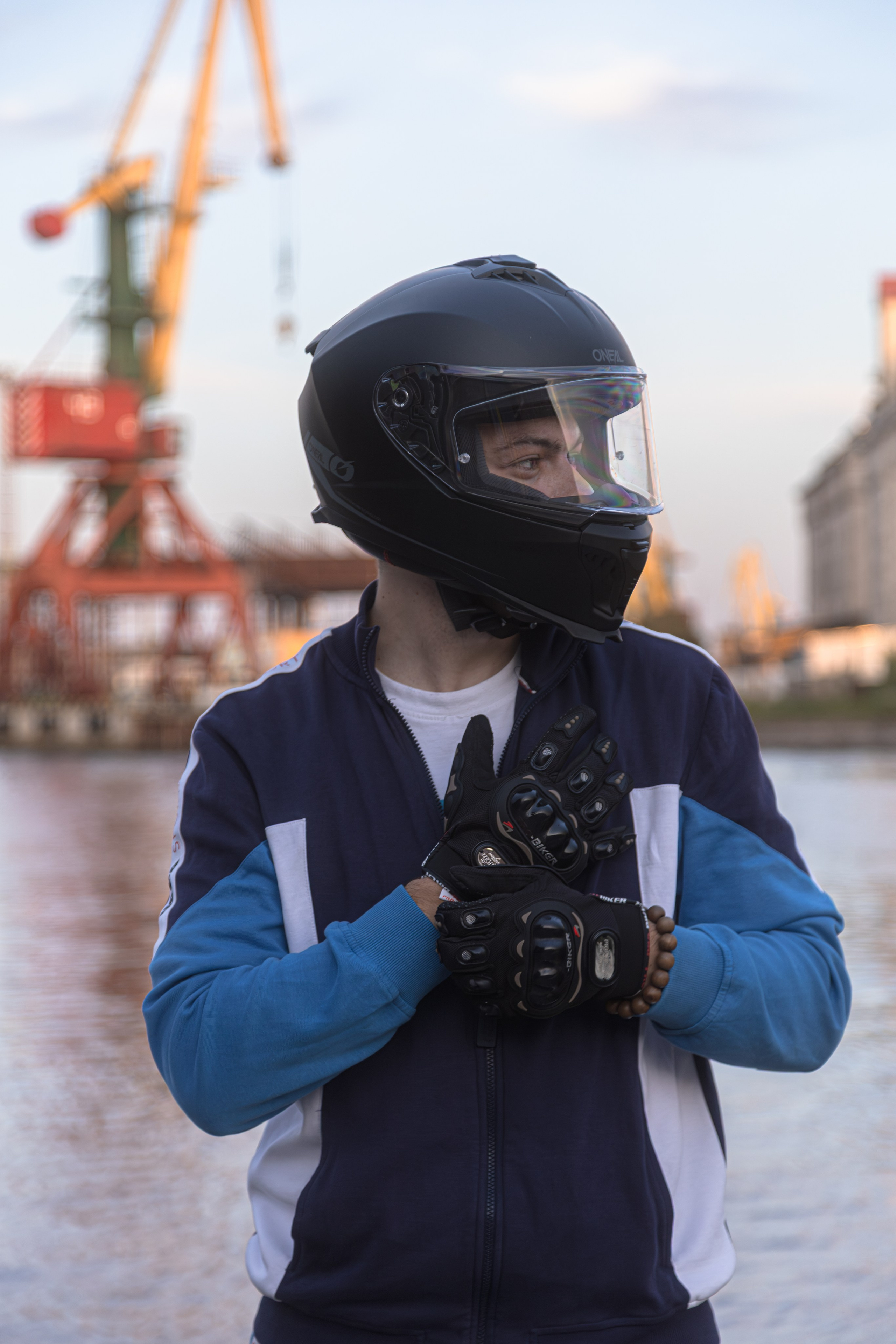 Daniil R. — Digital Noise —