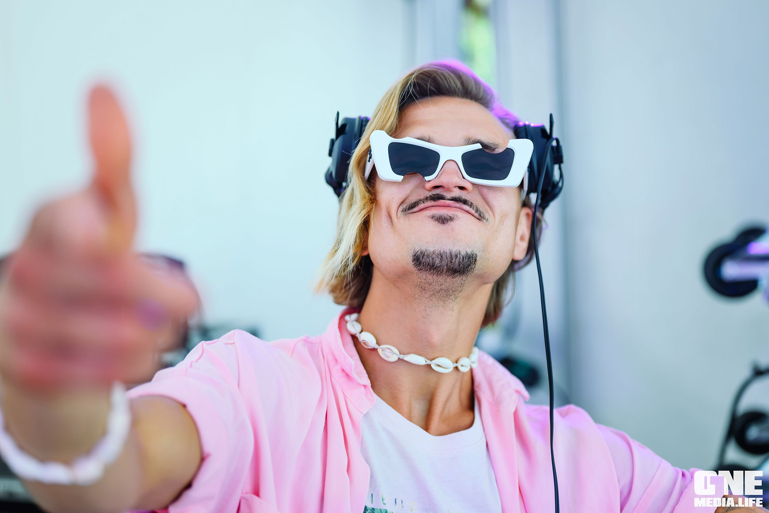 CULT — electronic music festival. Day II. One Media Life: фоторепортажи, фотоотчеты с мероприятий и заведений