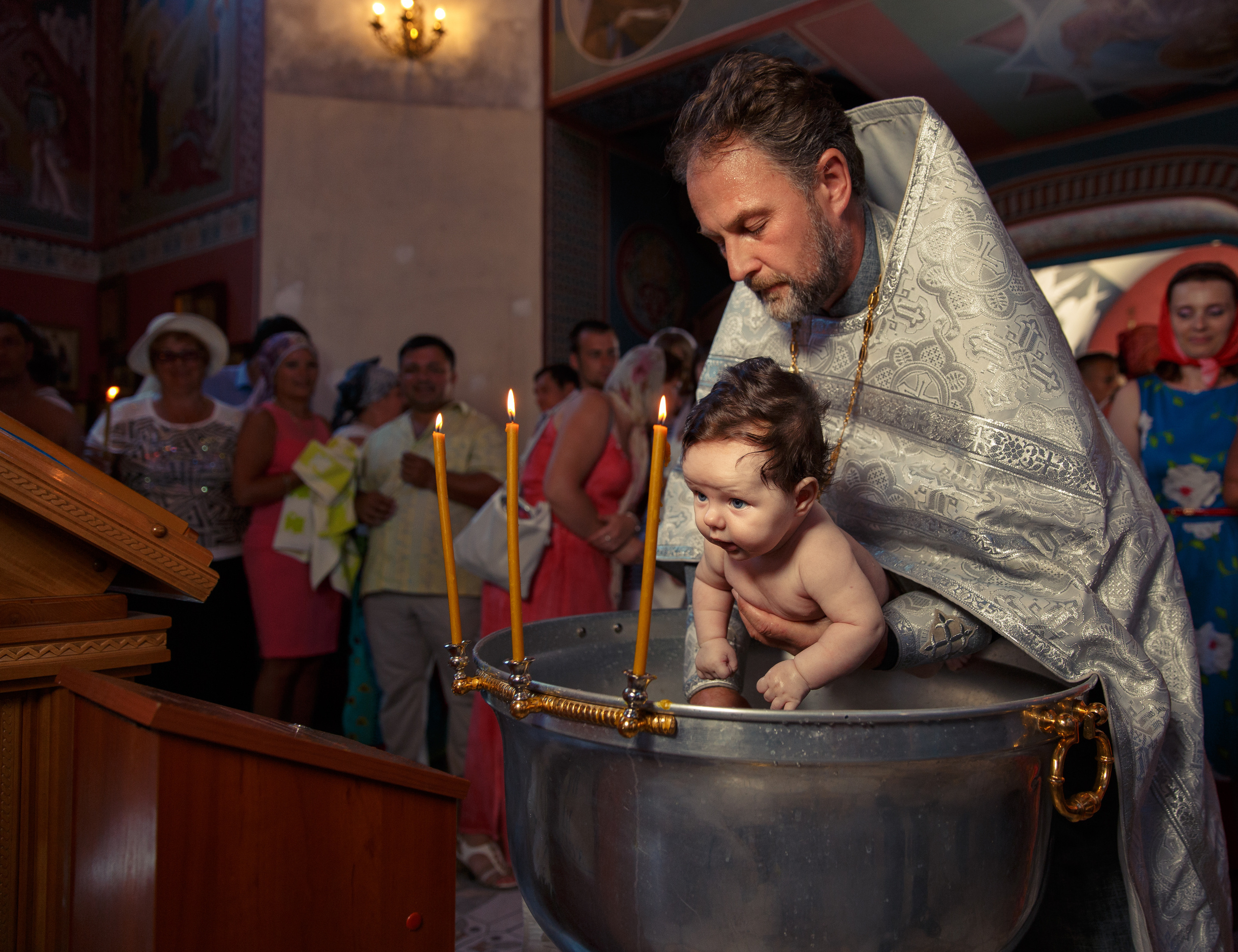 Фотосессии крещений и венчаний в  Анапа. Профессиональная фотосъёмка интерьеров, предметная фотосессия еды для меню г. Анапа