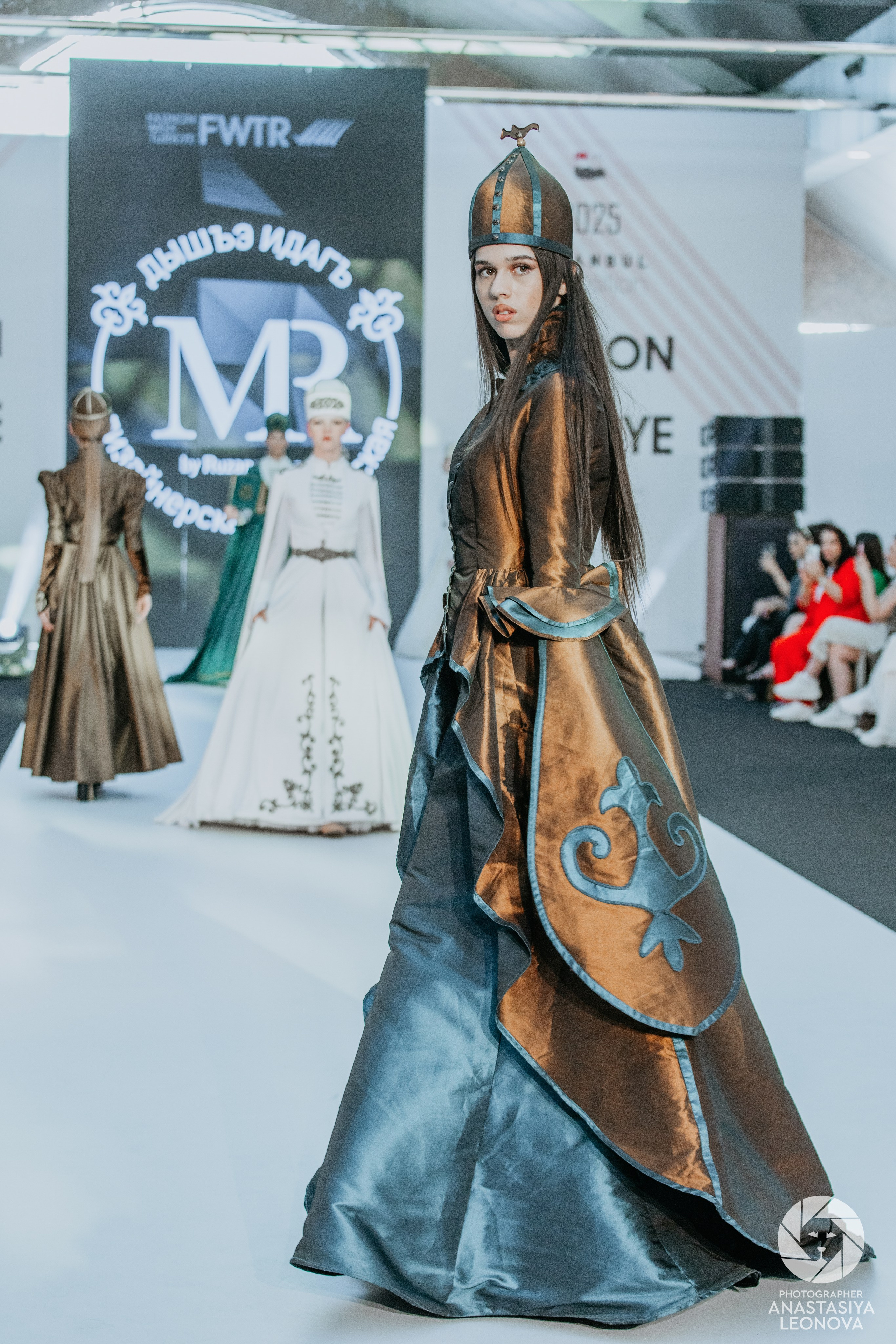 Fashion Week Türkiye [spring, 2025]. Anastasia Leonowa