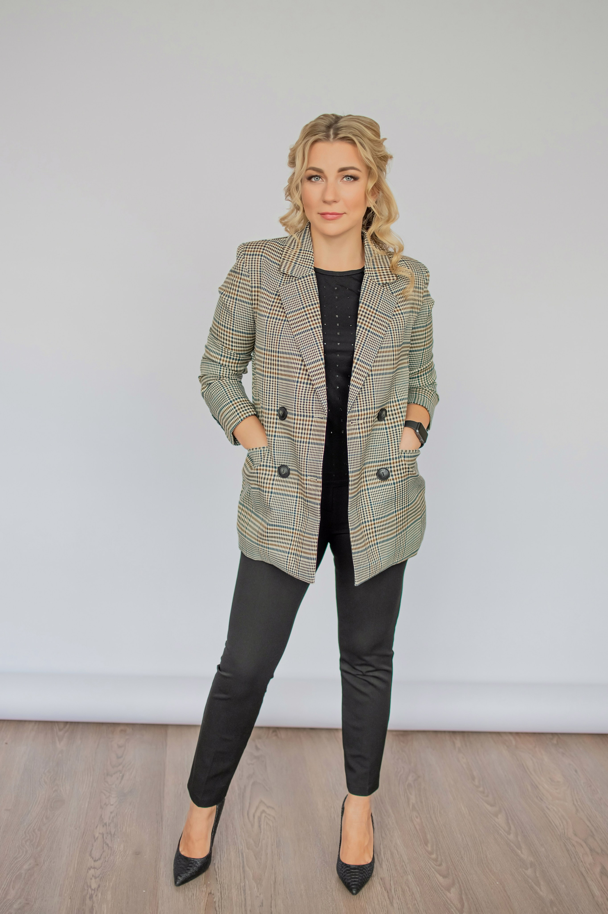 "Портрет женщины в профессиональной студии в Балашихе."