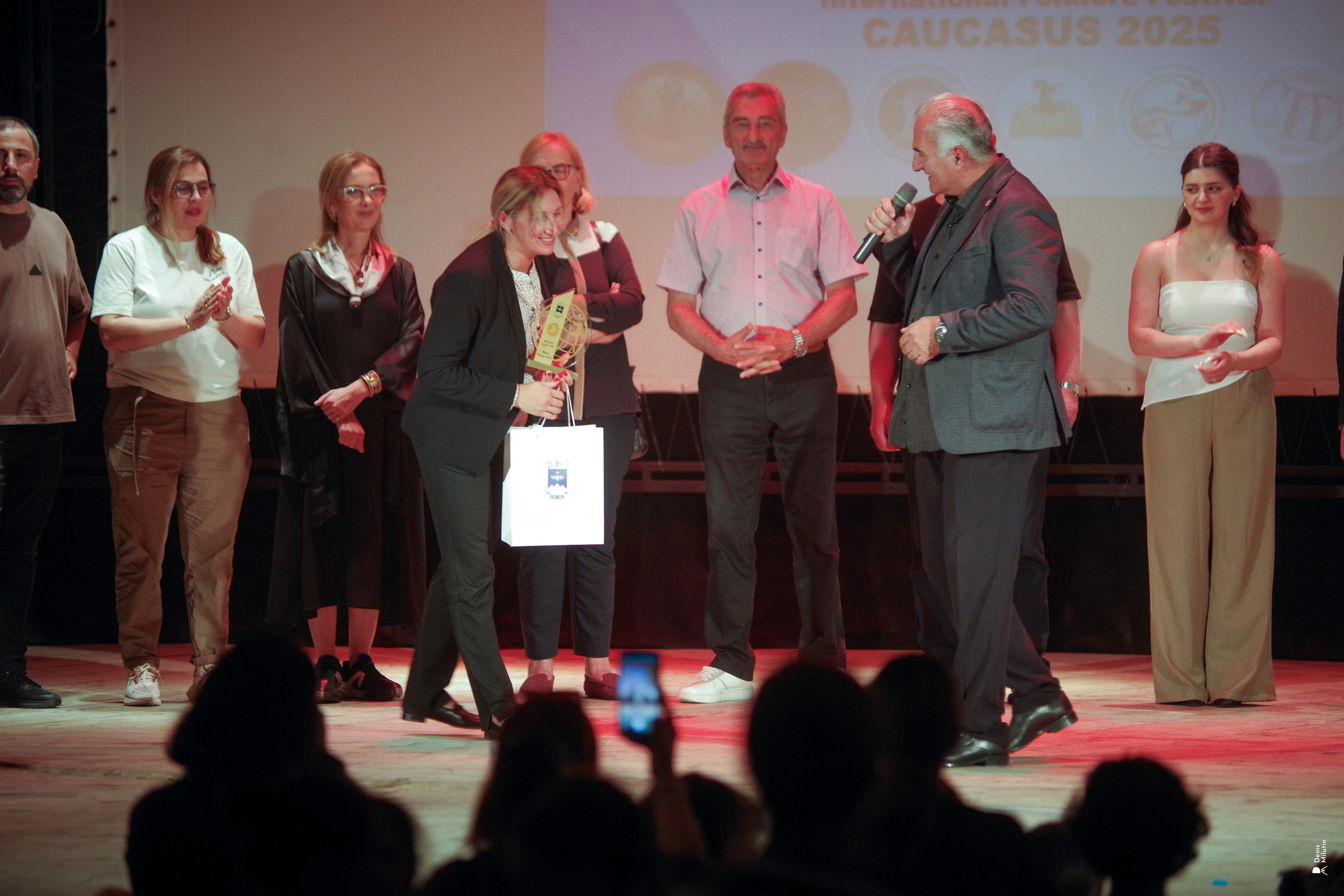 Танцы в прекрасном Они. Портретный фотограф Денис Милютин