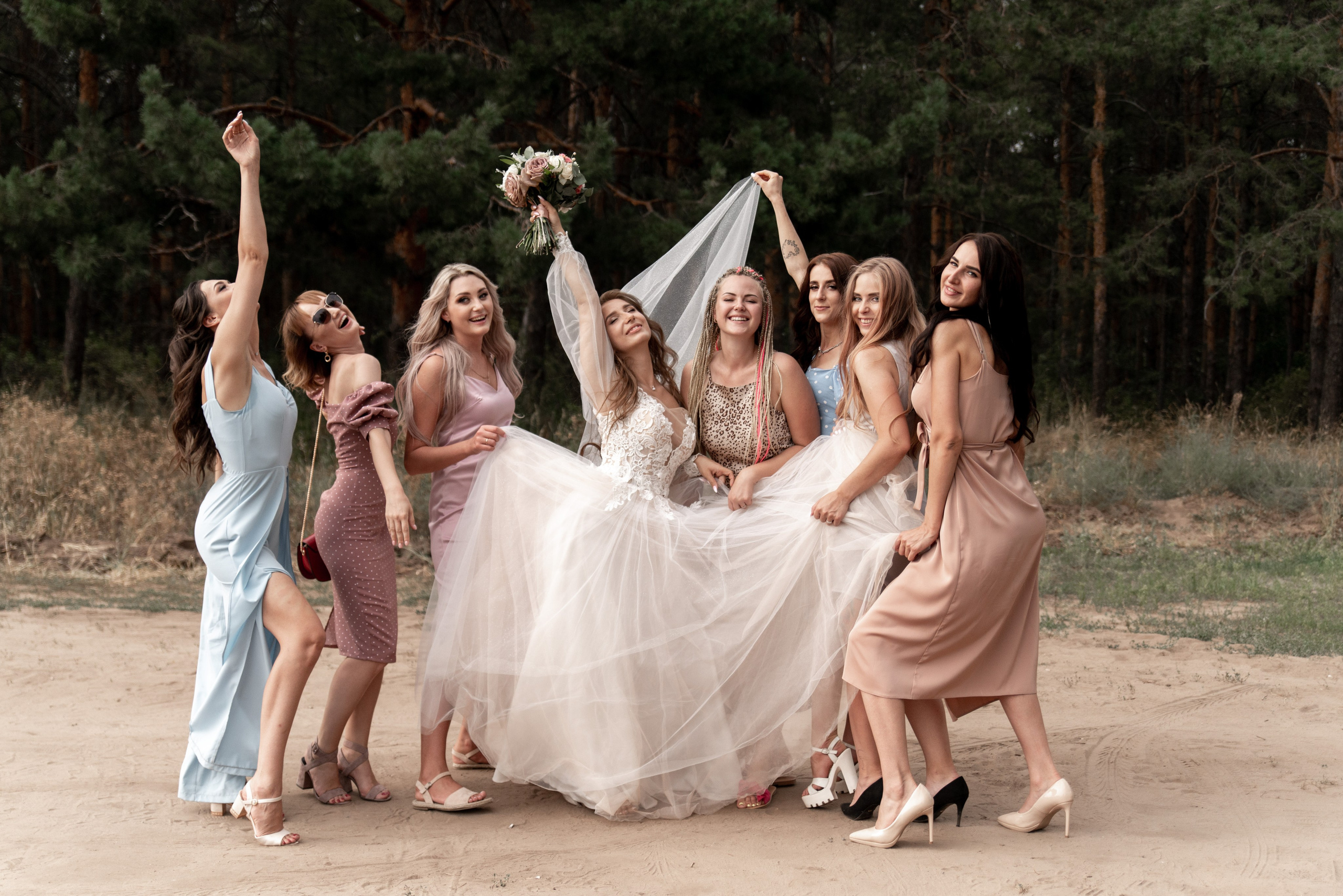 Юлия и Артем. Меня зовут Александр Литвинчук и я свадебный фотограф в Саратове