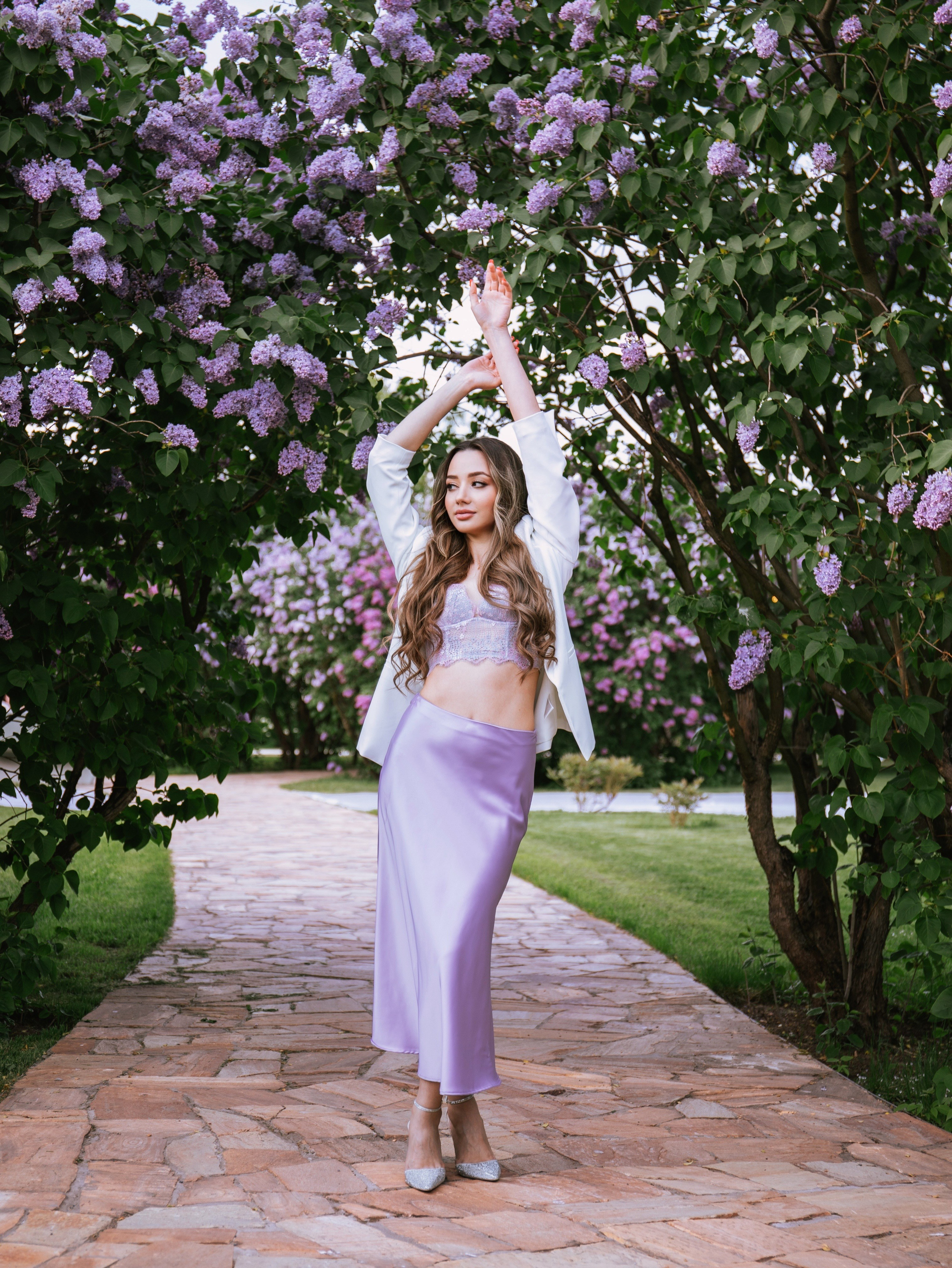 Цветение сирени на ВДНХ. Свадебный и семейный фотограф в Москве Мила Широких