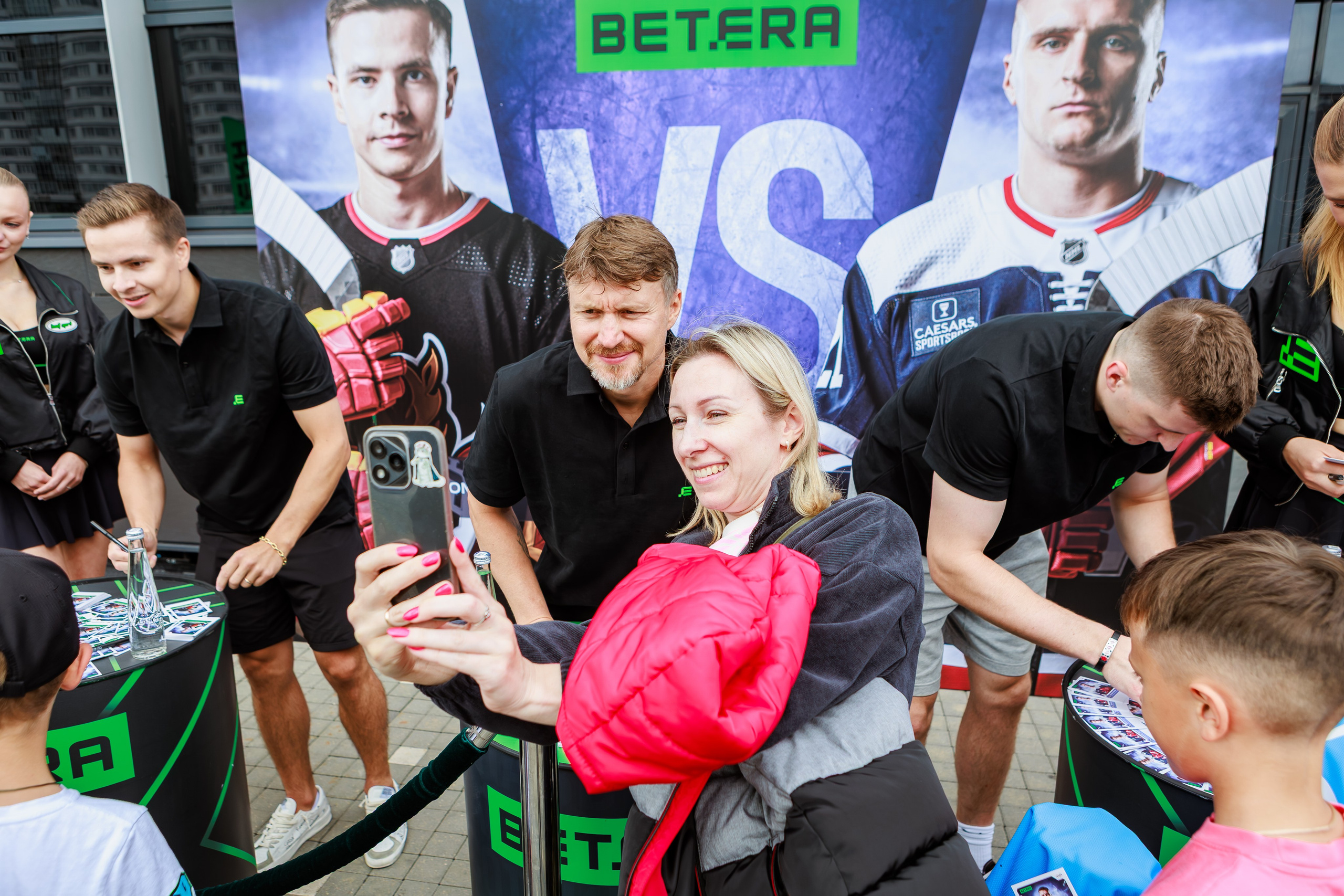 Благотворительный хоккейный матч BETERA. Репортажный фотограф Минск ❘ Костецкий Илья ❘ Беларусь