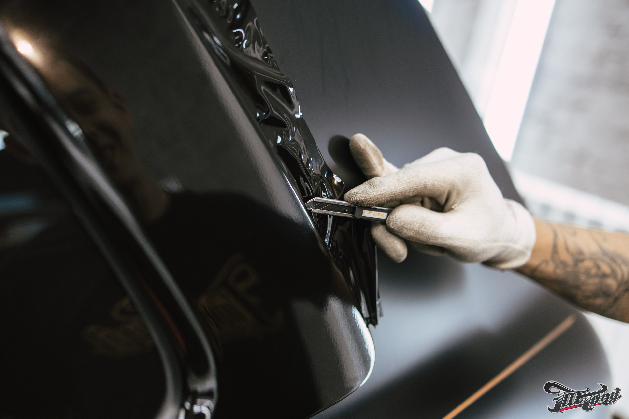 Rolls-Royce Cullinan оклейка в матовый полик, полный антихром. DeLorein