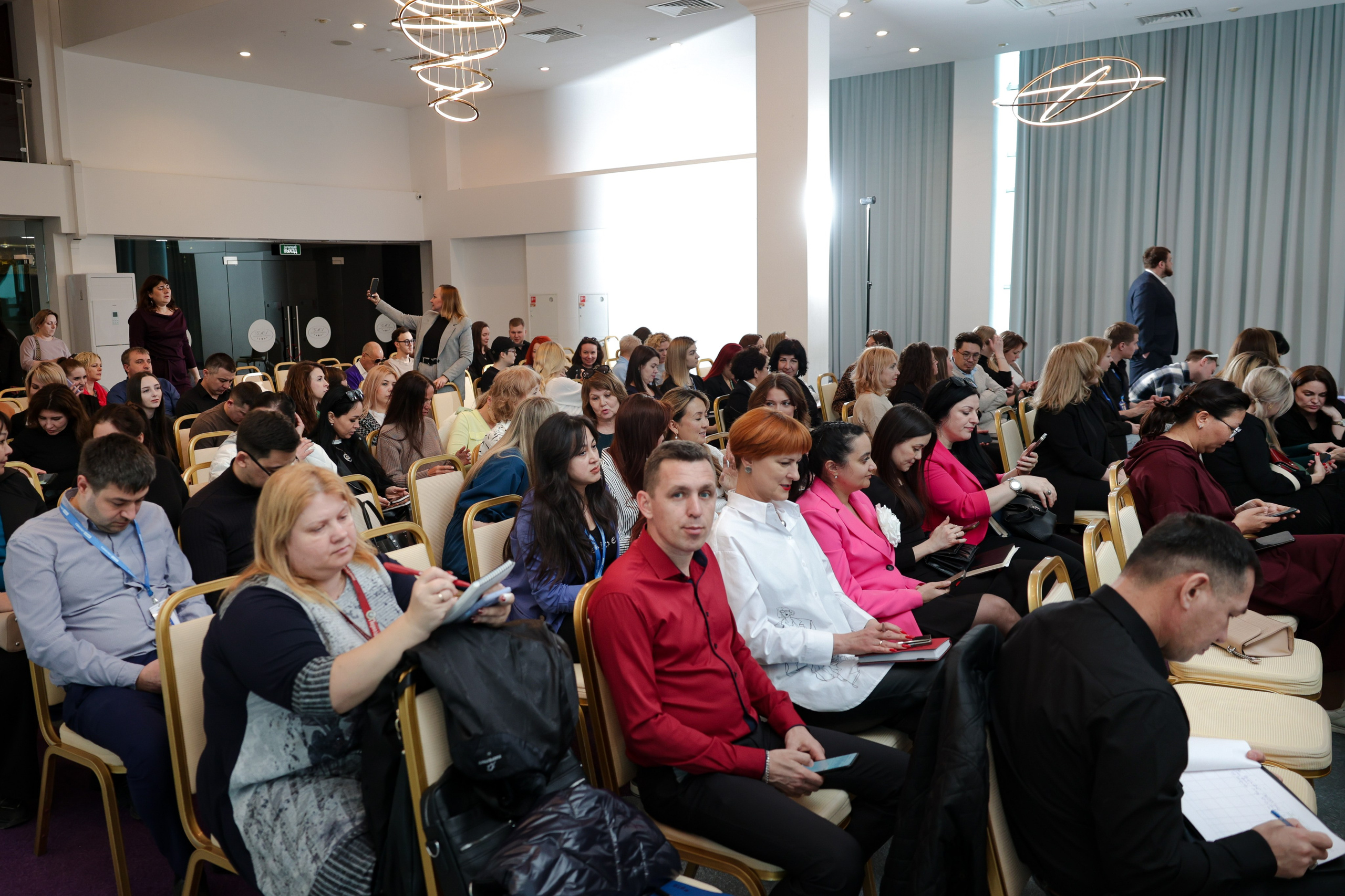 Конференция в Grand Hotel. Свадебный фотограф Астрахань