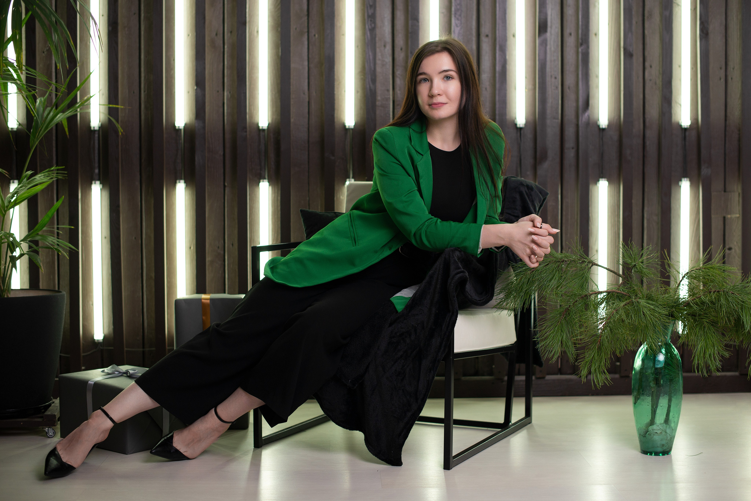 Юлечка в новогодней локации. Творческий фотограф Вологда