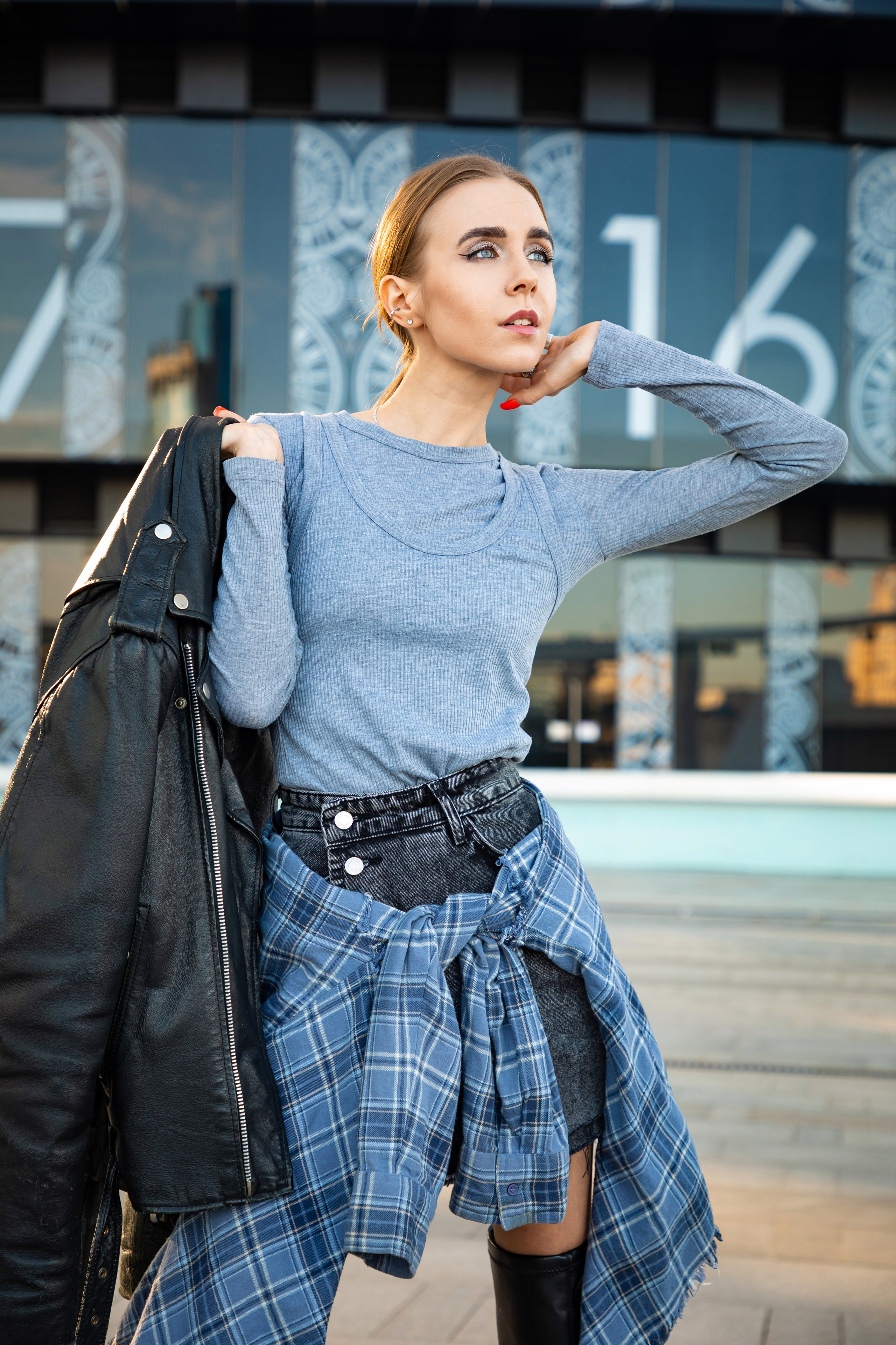 Фотосъемка для маркетплейсов с моделью в Москве и Московской области. Фотостудия в Москве LUXARTPHOTO