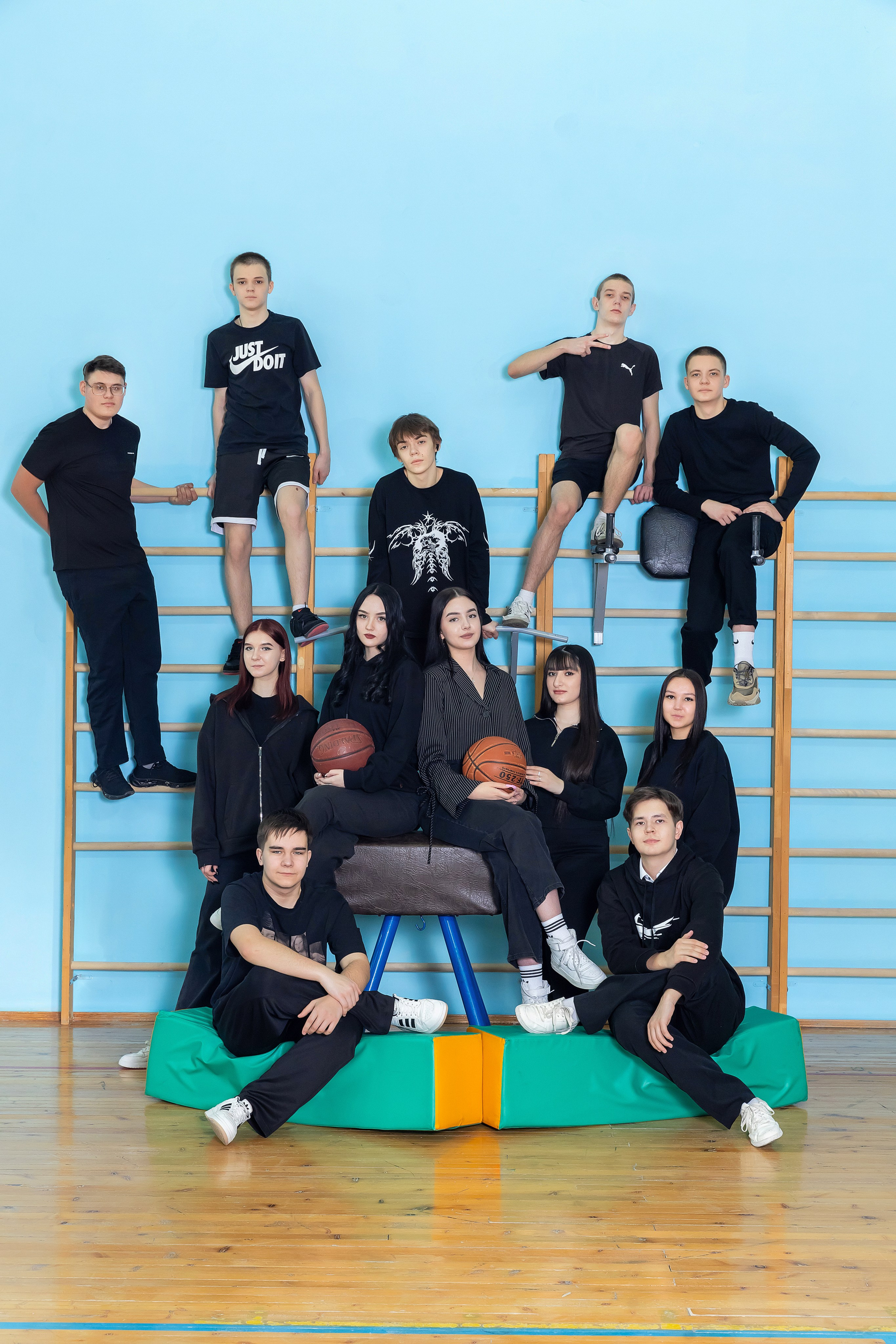 Примеры фото СТАРШИЕ КЛАССЫ. Фотограф Радужный ХМАО, Школьный фотограф, семейный фотограф, выпускной альбом