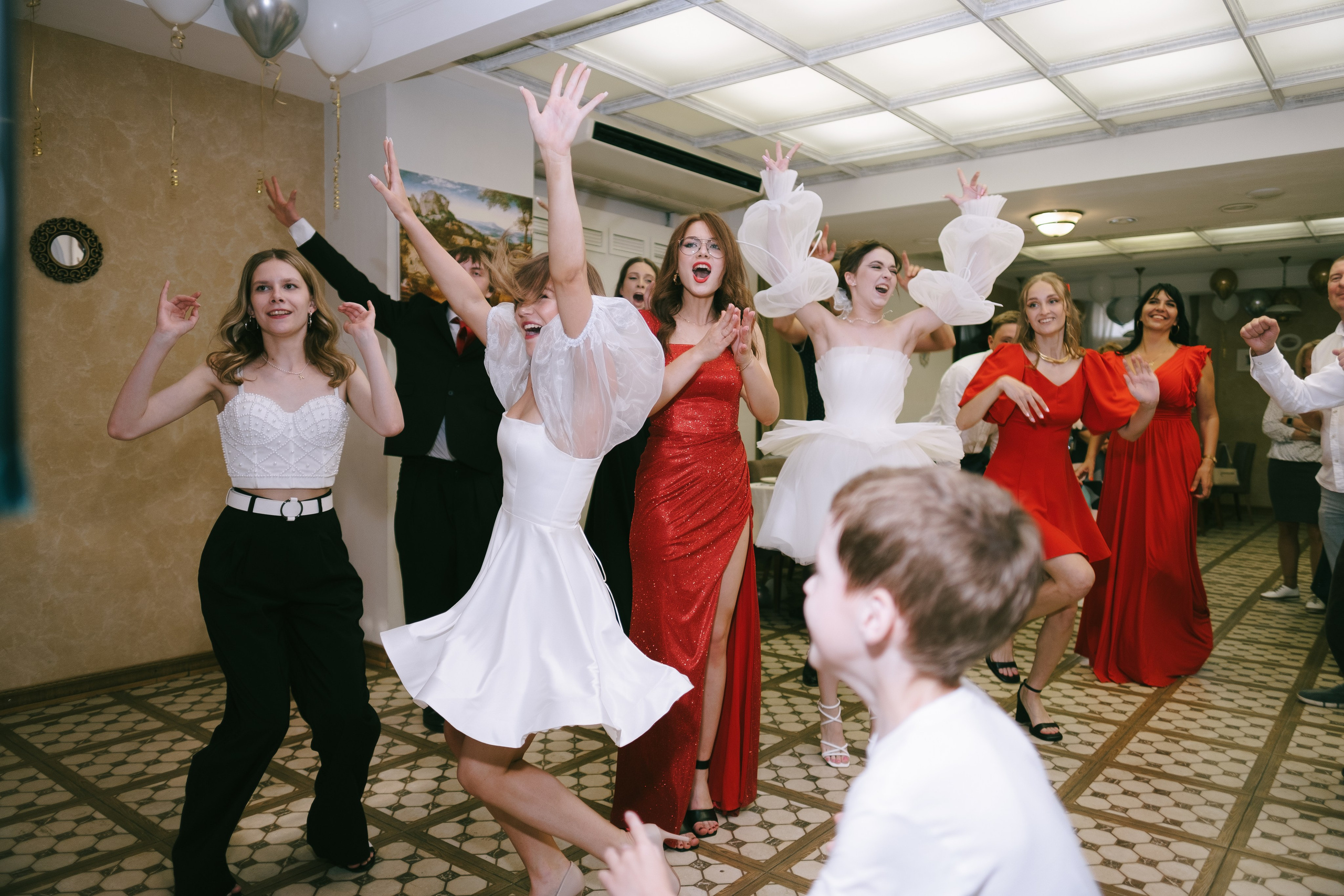 Съемка на выпускных программах. Свадебный и репортажной фотограф Денис Ожигин в Краснодаре и Краснодарском крае