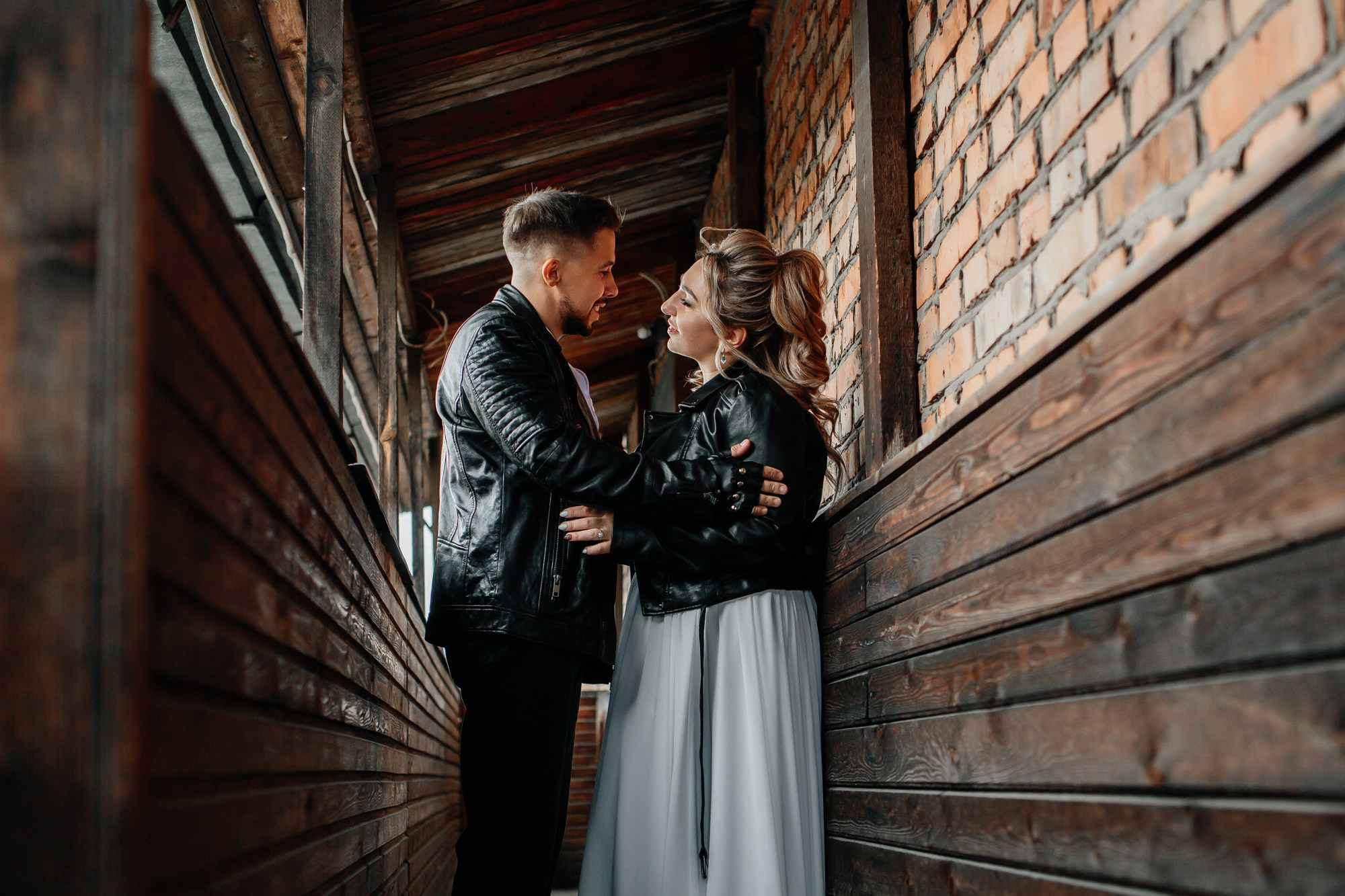 Свадебная съемка Северодвинск в стиле рок. Свадебный фотограф в Архангельске и Северодвинске