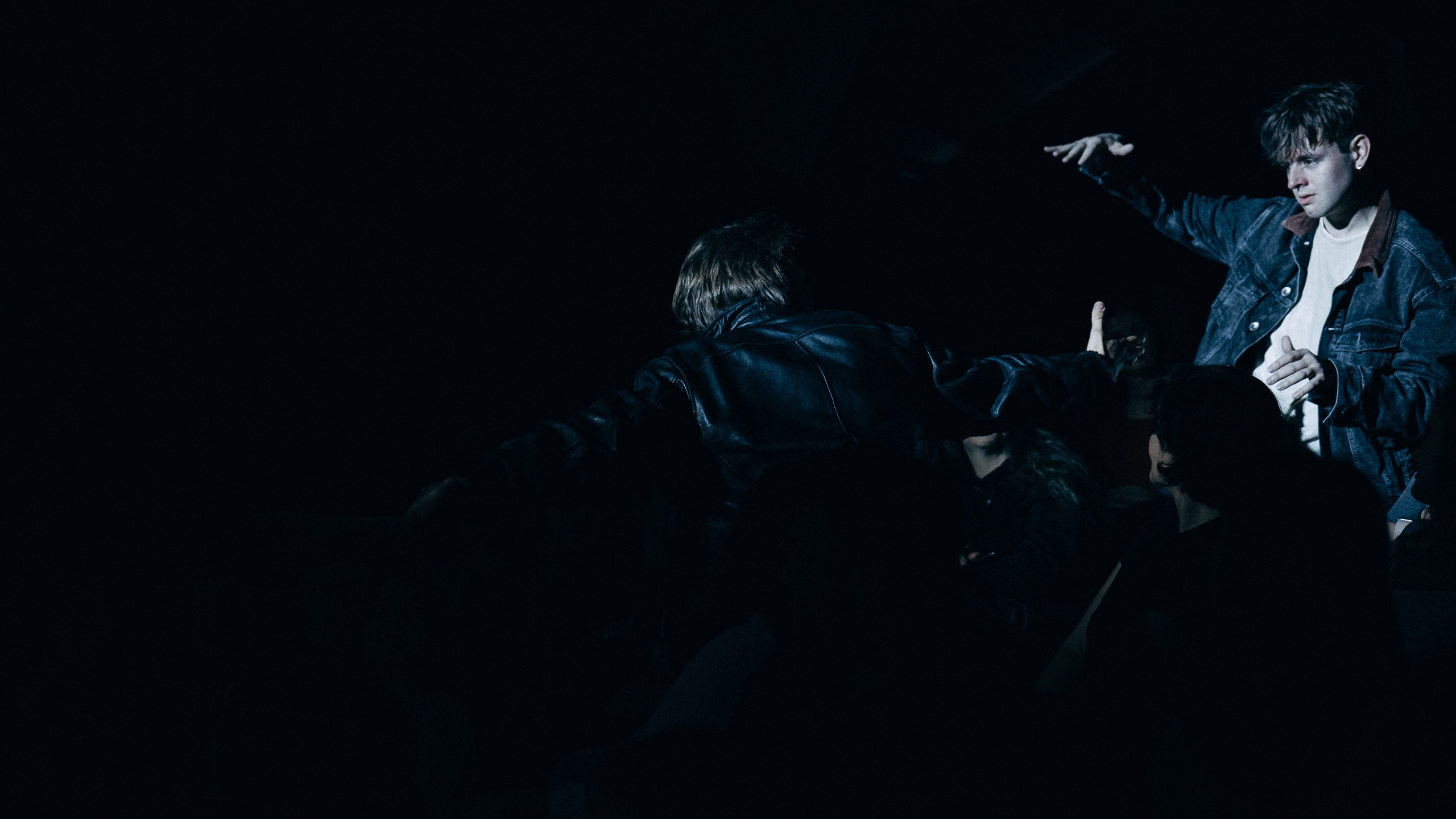 Клей. Спектакль. Профессиональный фотограф в Санкт-Петербурге Александр Волосенцев