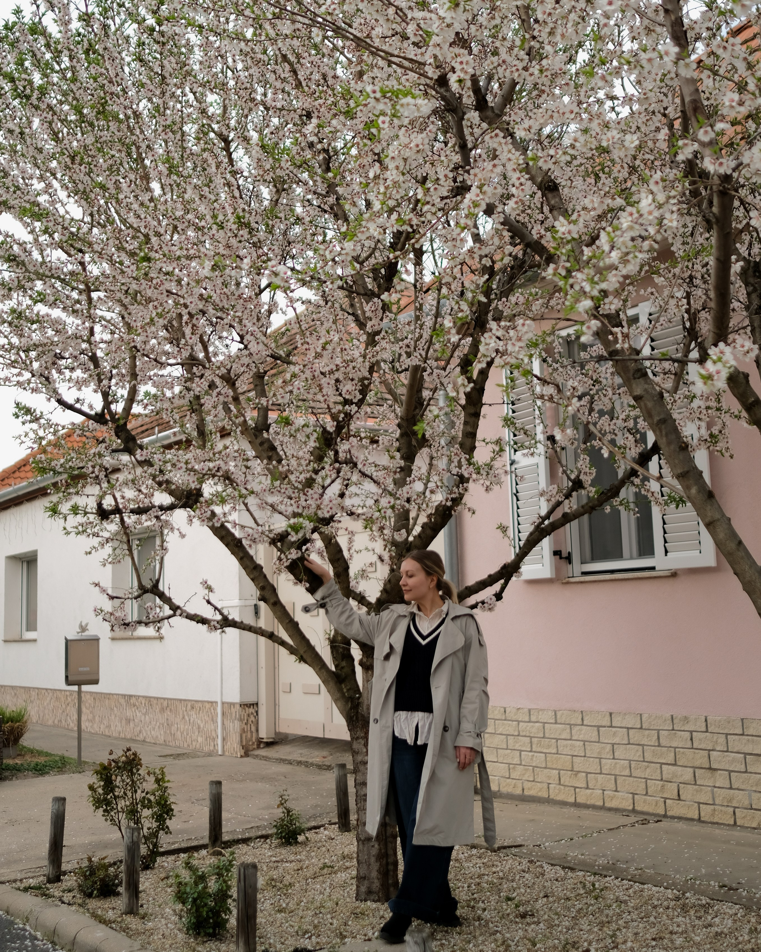 Elena. Blooming in Budapest. Portrait photographer Olga Prokopova based in Budapest