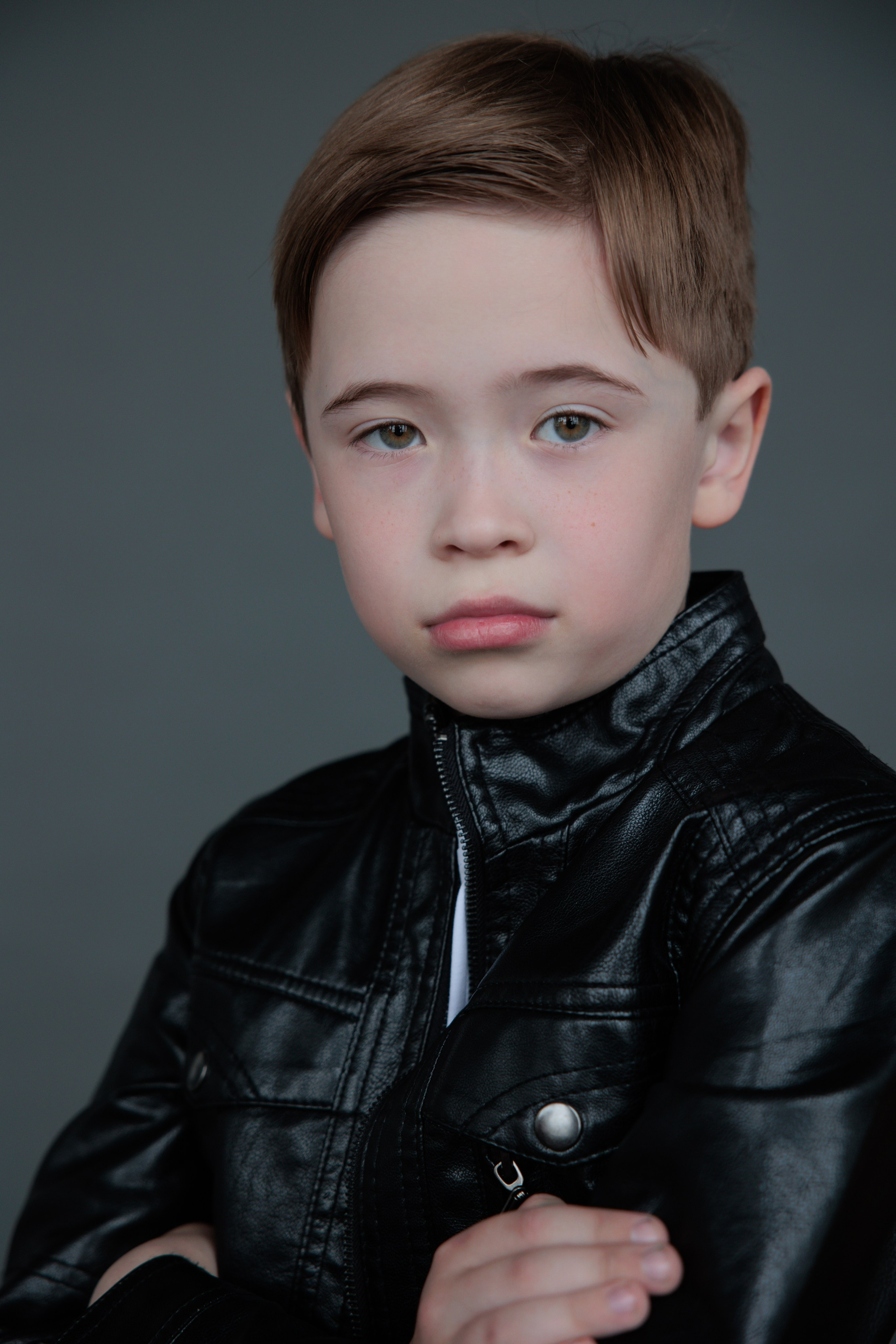 КИРИЛЛ. Я фотограф из Москвы к Вашим услугам