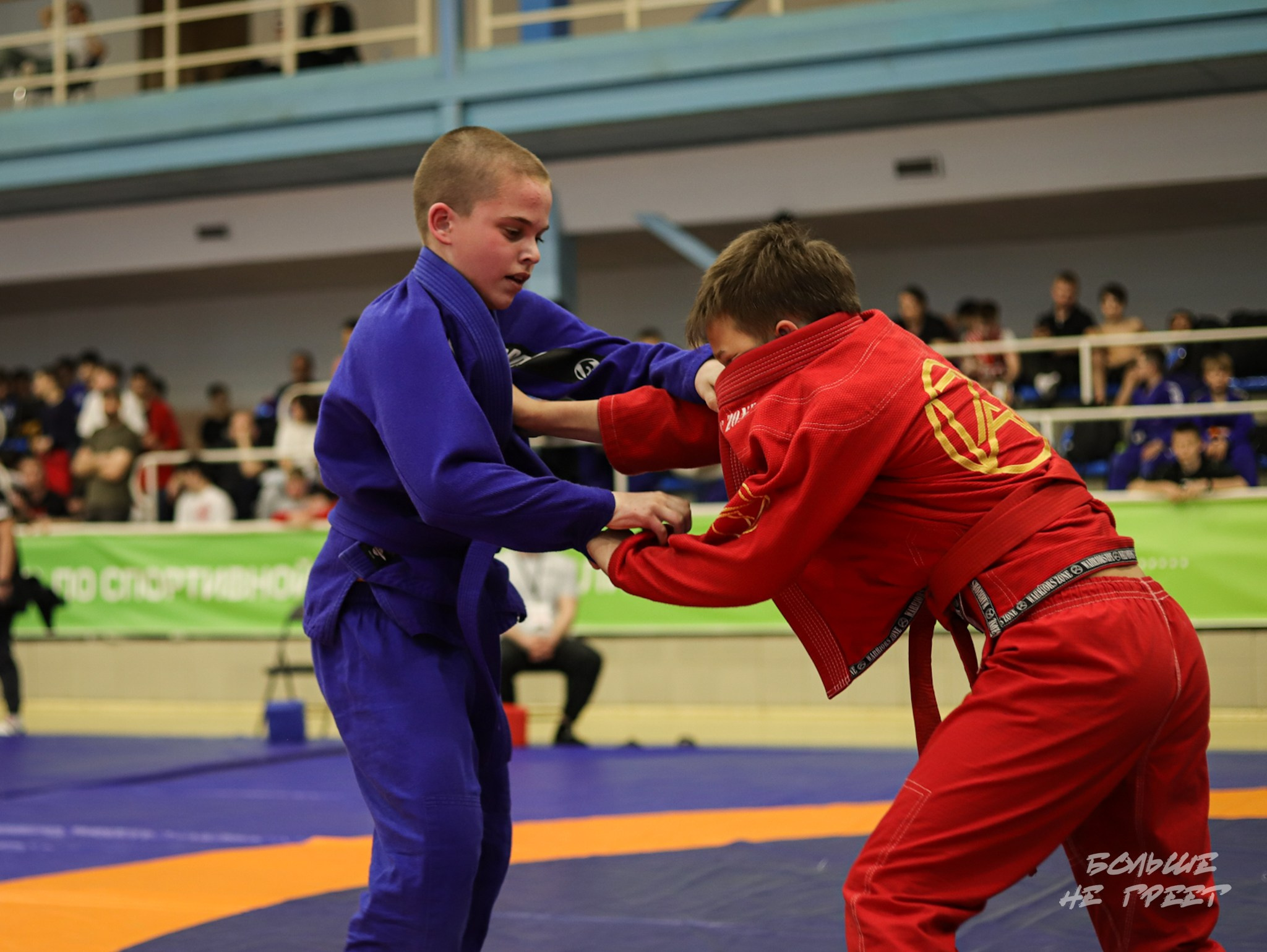 ПЕРВЕНСТВО УРФО ПО СПОРТИВНОЙ БОРЬБЕ ГРЭППЛИНГ И ГРЭППЛИНГ-ГИ. Больше не греет