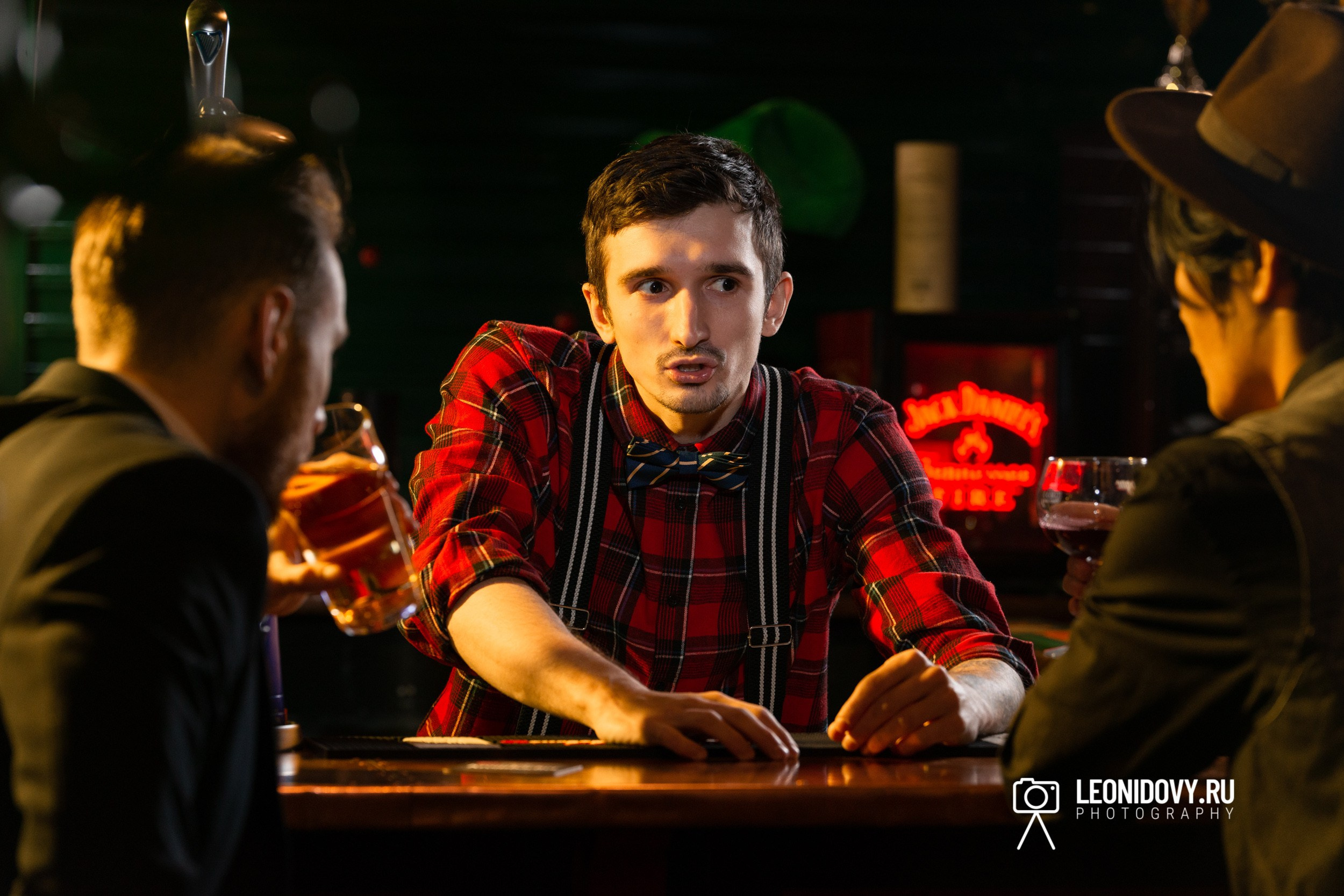 Вечер в баре