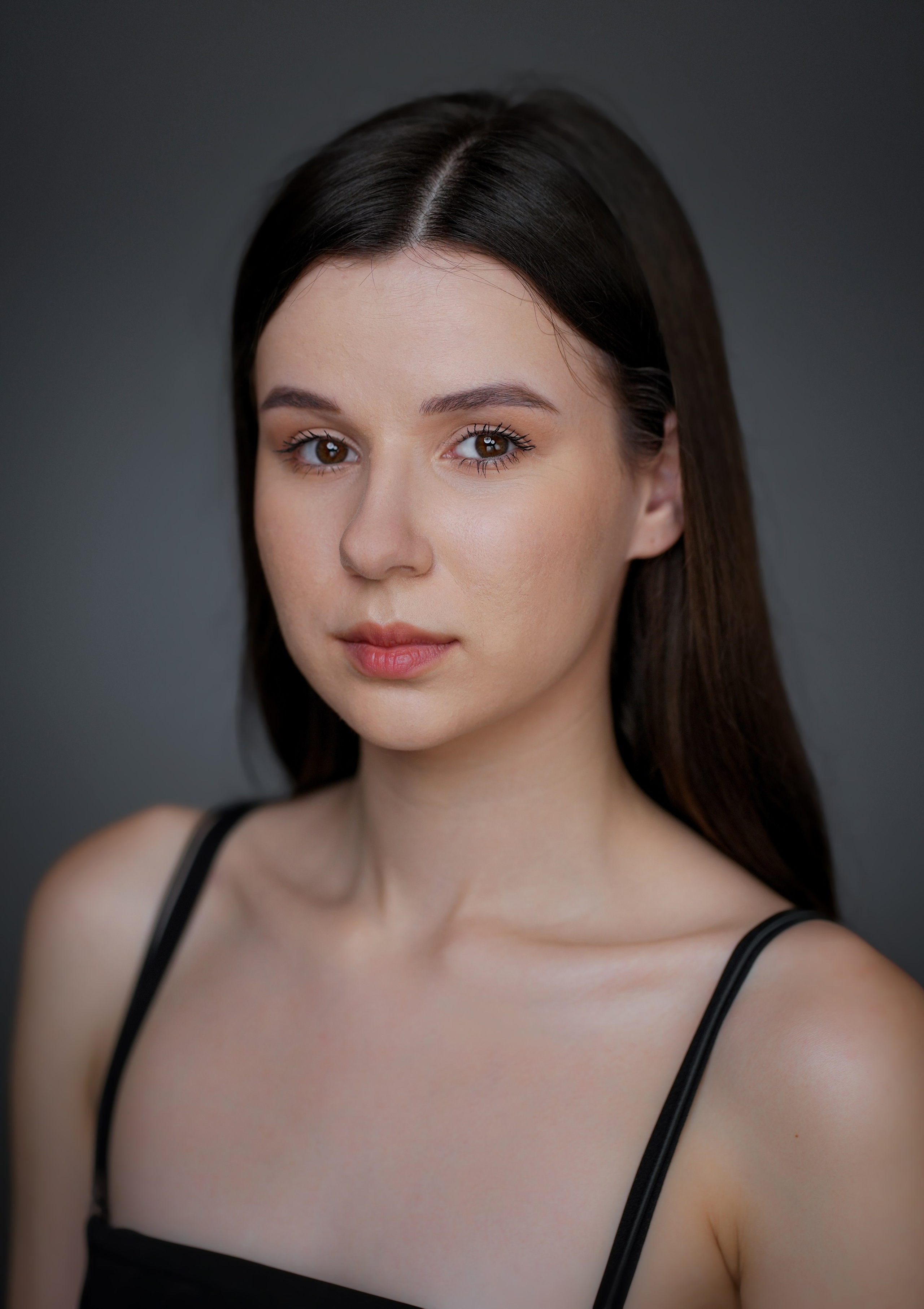 Актриса Дарья Якушевич. Портретная съемка в Москве, студийный фотограф Игорь Фомин