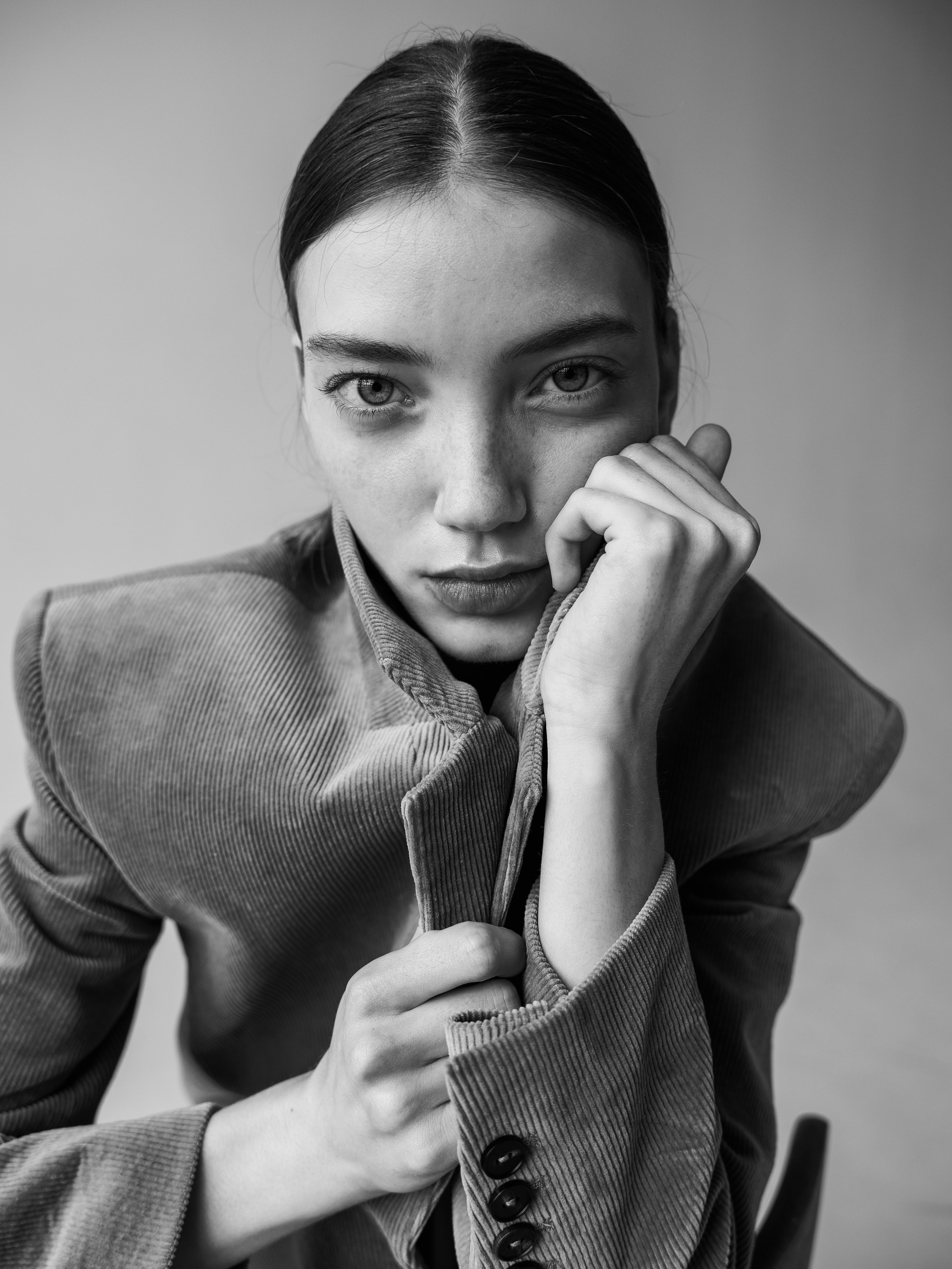 ЖЕНСКИЙ ПОРТРЕТ. Портретный фотограф в Москве — Янка Шемшурова