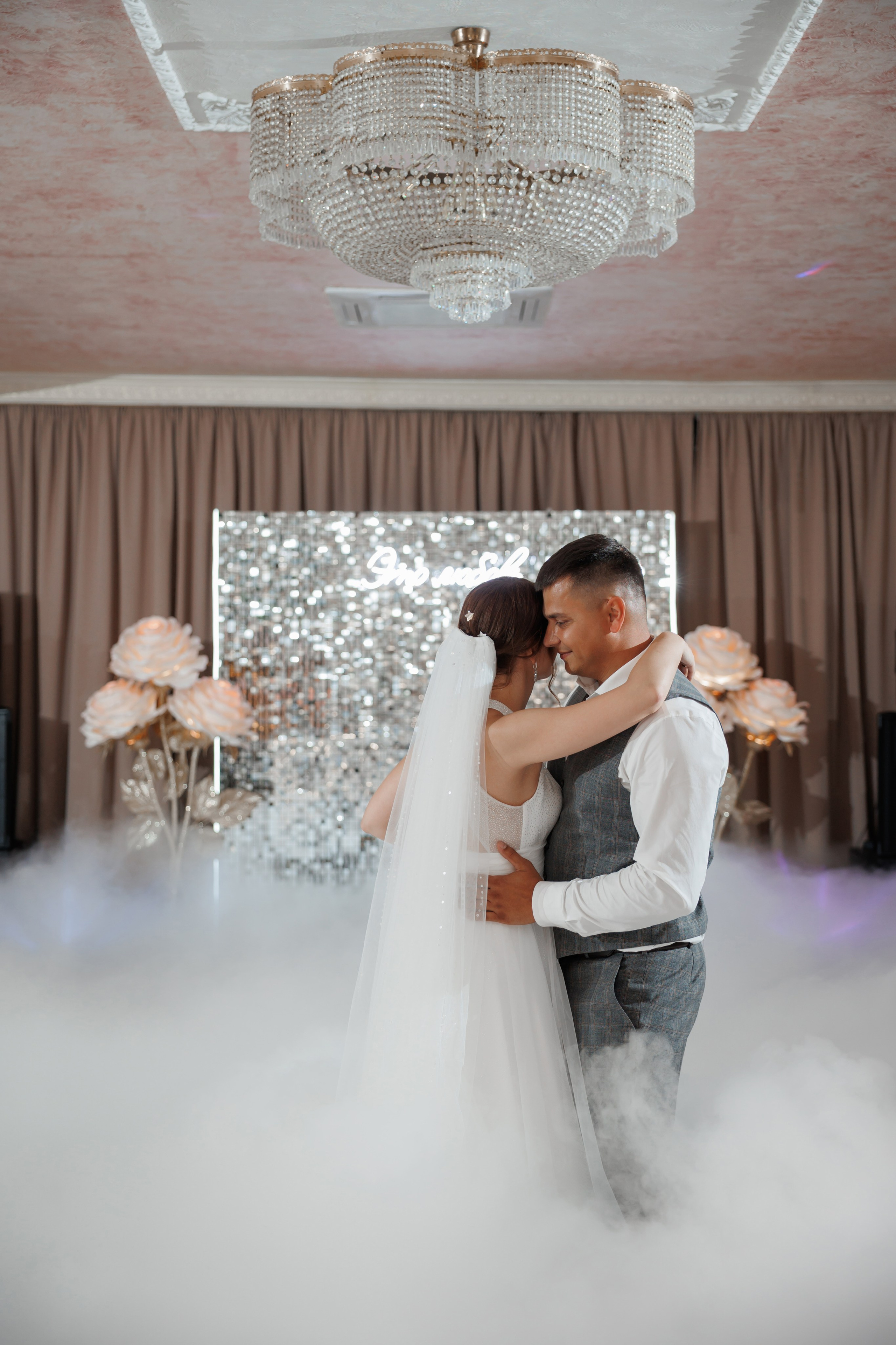 ЗАГС Бутово и Остафьево. Свадебный и репортажный фотограф (Москва, Королев и другие)