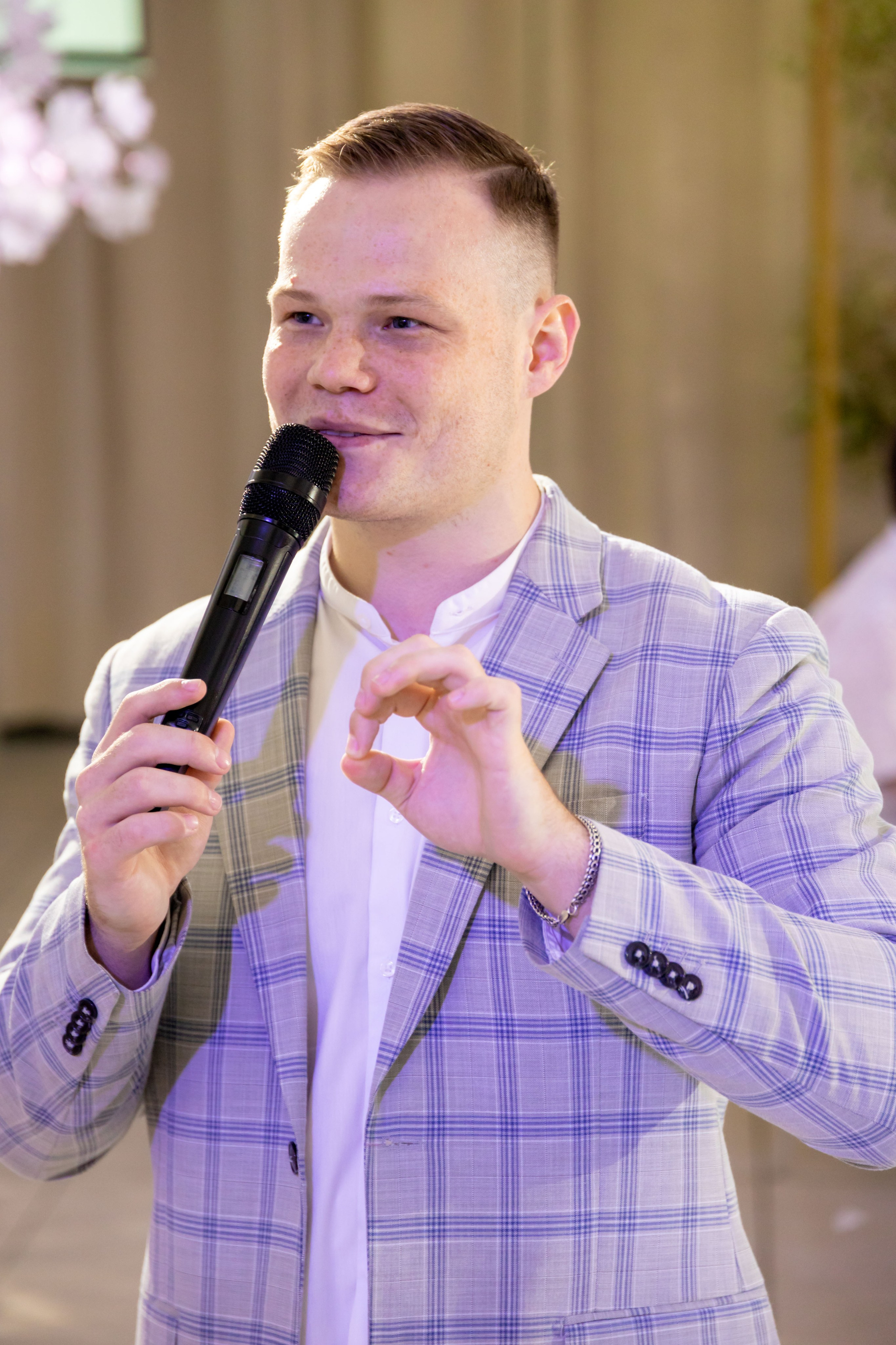 Фотограф на банкет свадьбы, юбилея в Санкт-Петербурге. Фотограф на праздник, корпоратив, День Рождения и Юбилей в г. Санкт-Петербурге Алексей Анкушев