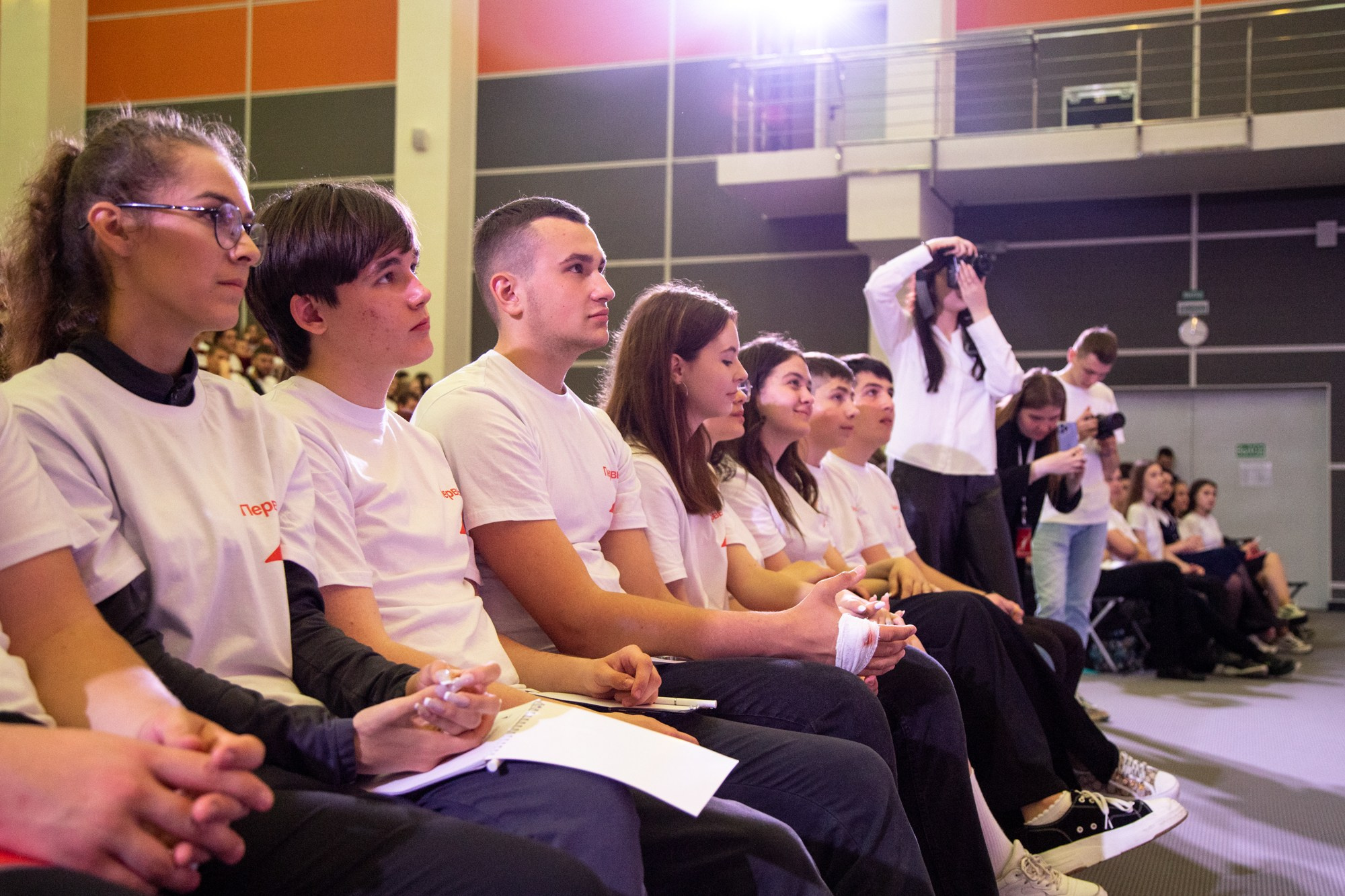 Первый фестиваль Движения Первых в Краснодаре. Репортажный, промышленный и маркетплейс-фотограф Дмитрий Чернат