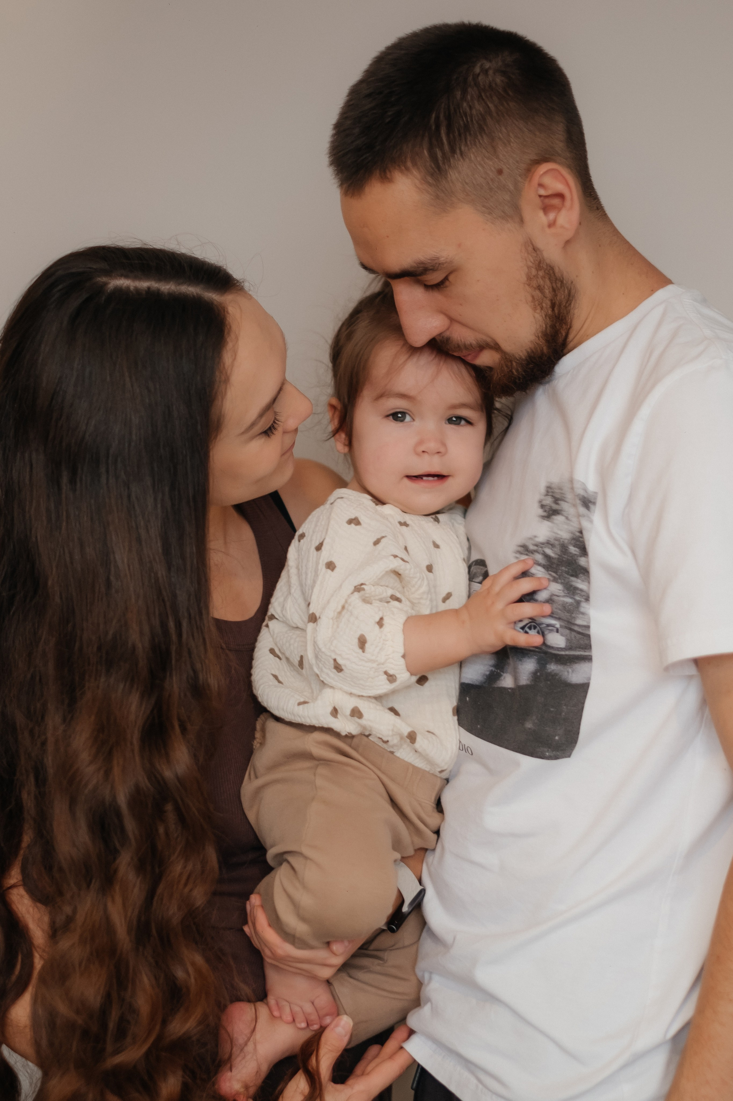 Катя, Саша и Еся | домашняя съемка. Фотограф в Новосибирске Диана Ильиных