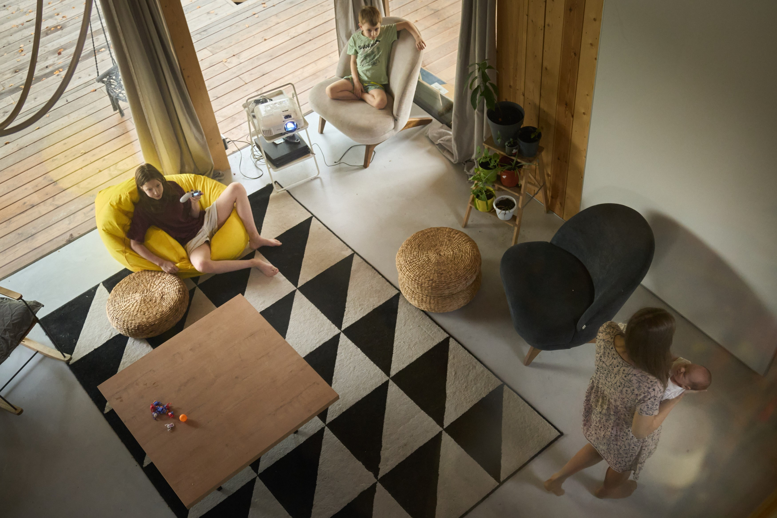 Четверо детей в доме. Фотограф Женя Пашкина