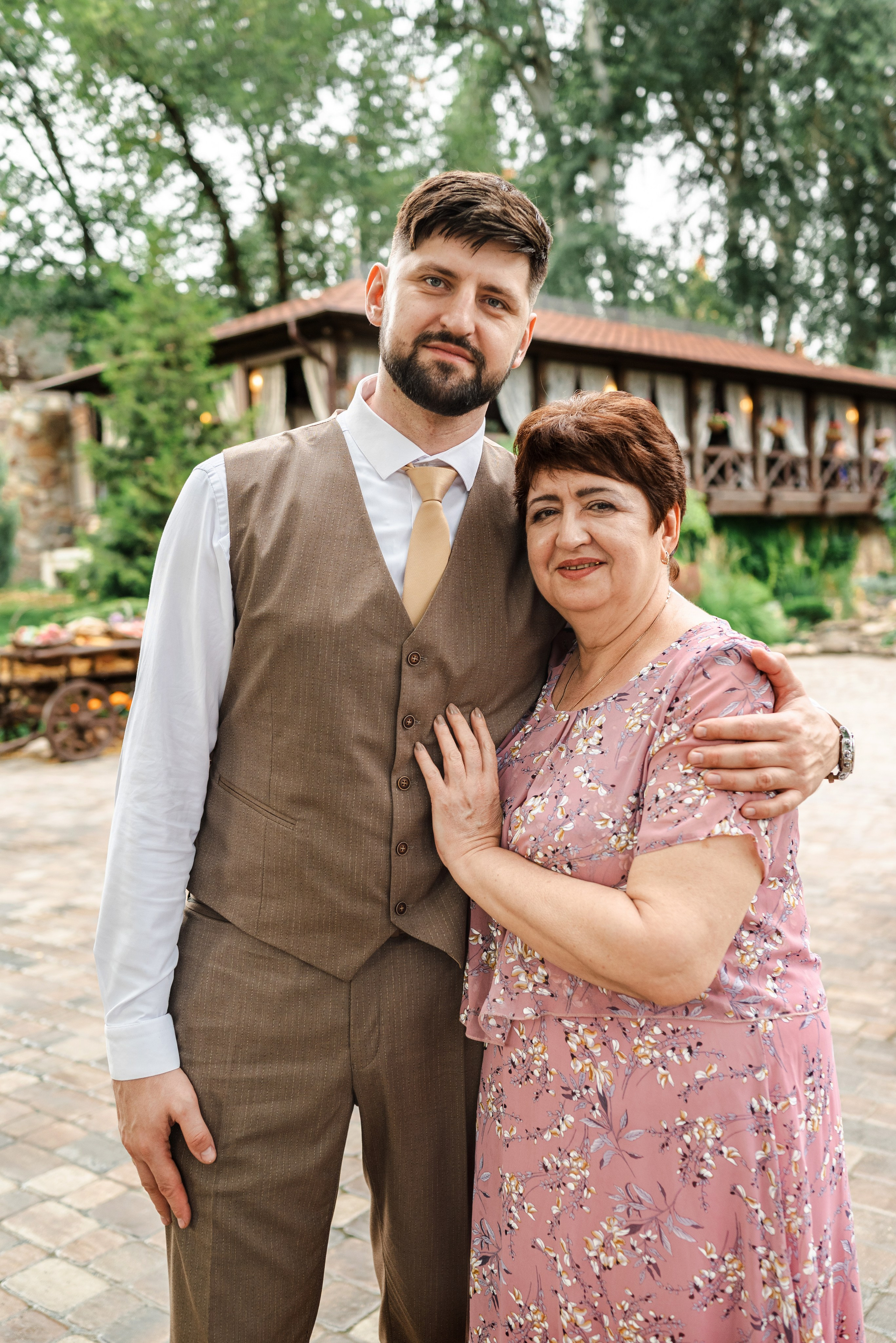 Свадебная фотосессия на природе, в парке Лога, Каменск-Шахтинский. Фотограф в Каменске-Шахтинском Ольга Сагал