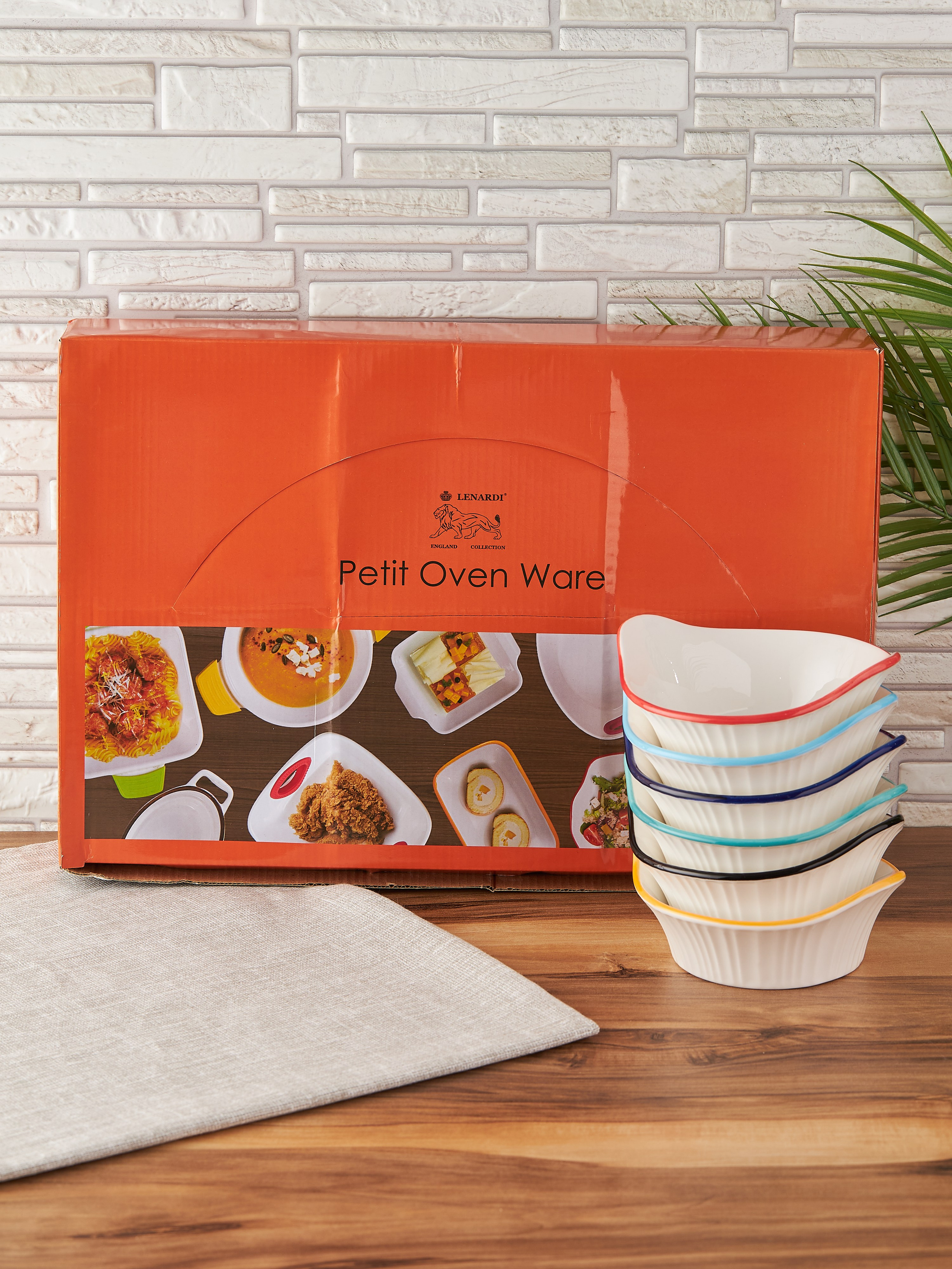 Фотосъемка посуды для маркетплейсов. Алексей Темнов — фотограф в Пятигорске