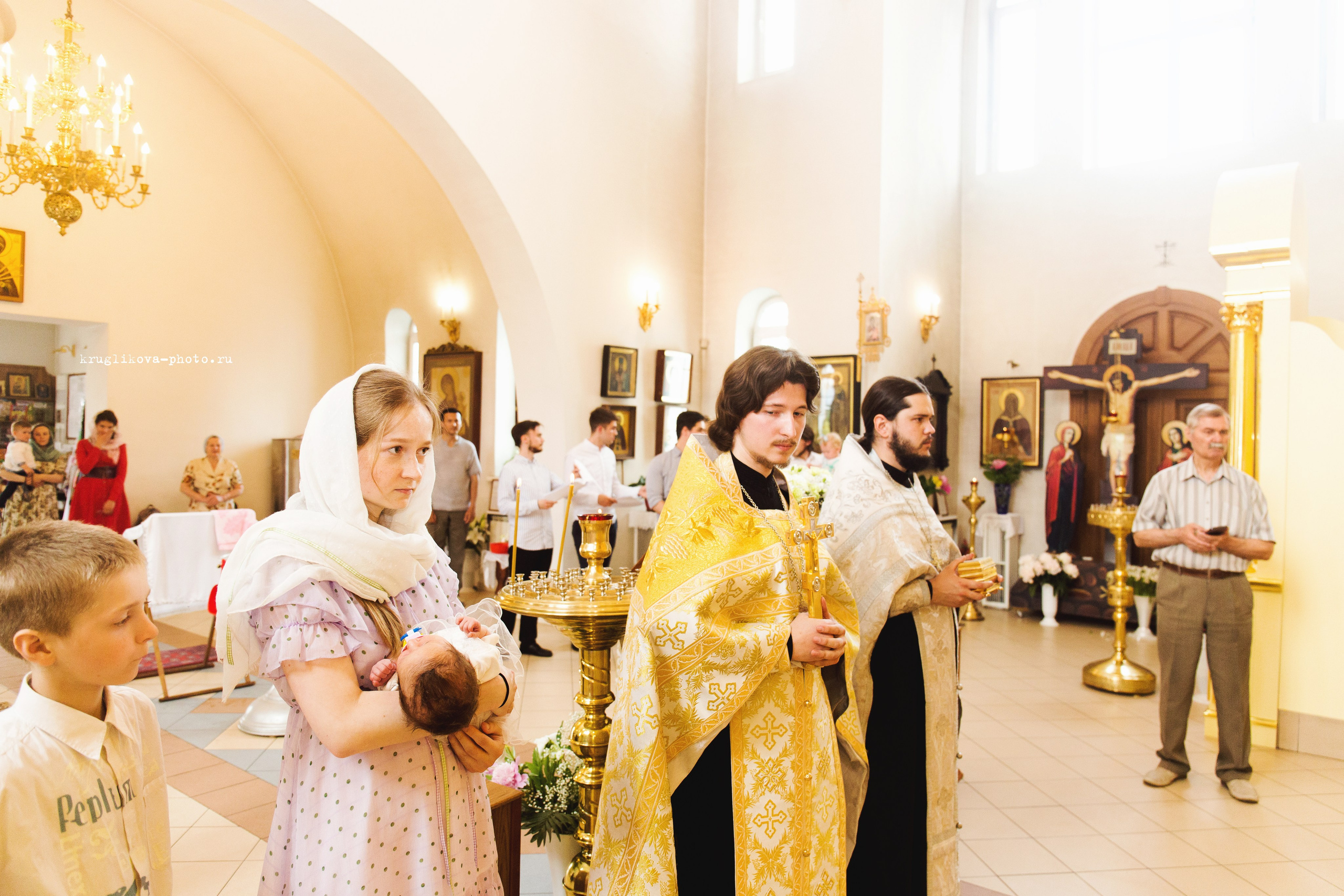 Таинство Крещения. Фотограф новорожденных и детский в Сергиевом Посаде Кругликова Юлия