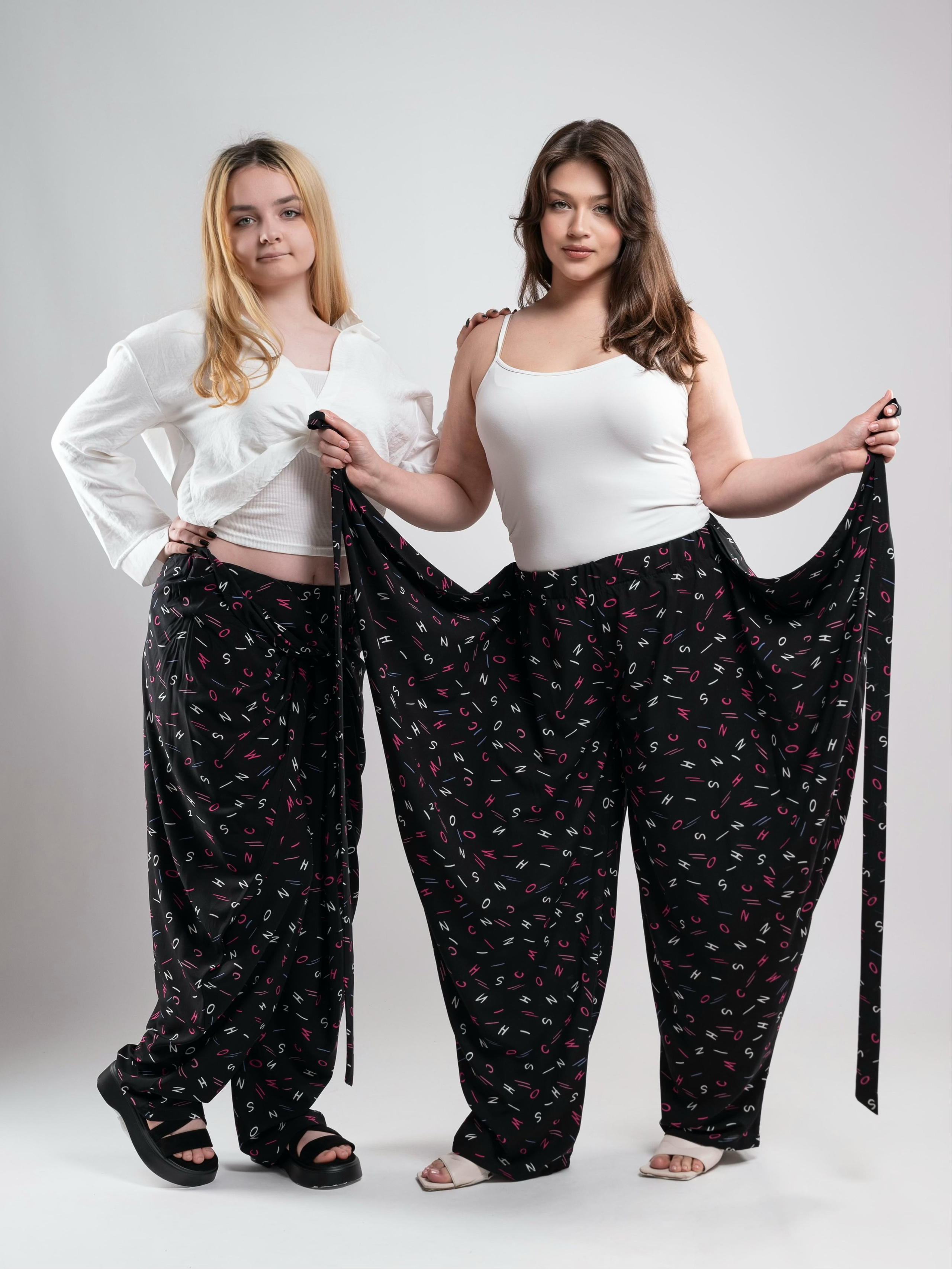 Брюки трансформеры. Предметный фотограф, фото для маркетплейсов Пятигорск, КМВ