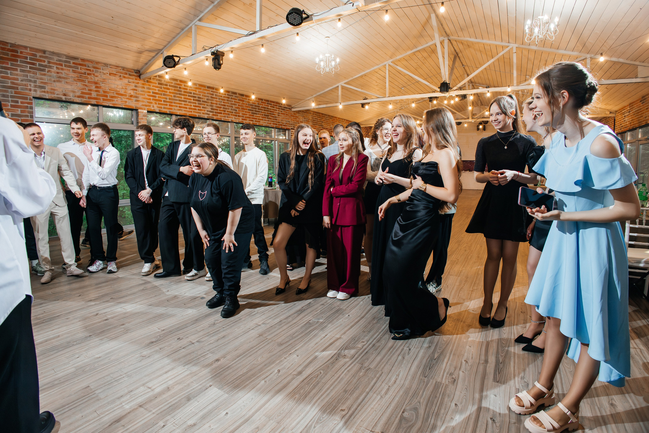 Выпускной 9 класс. Фотограф в Санкт-Петербурге Виктория Безверхая