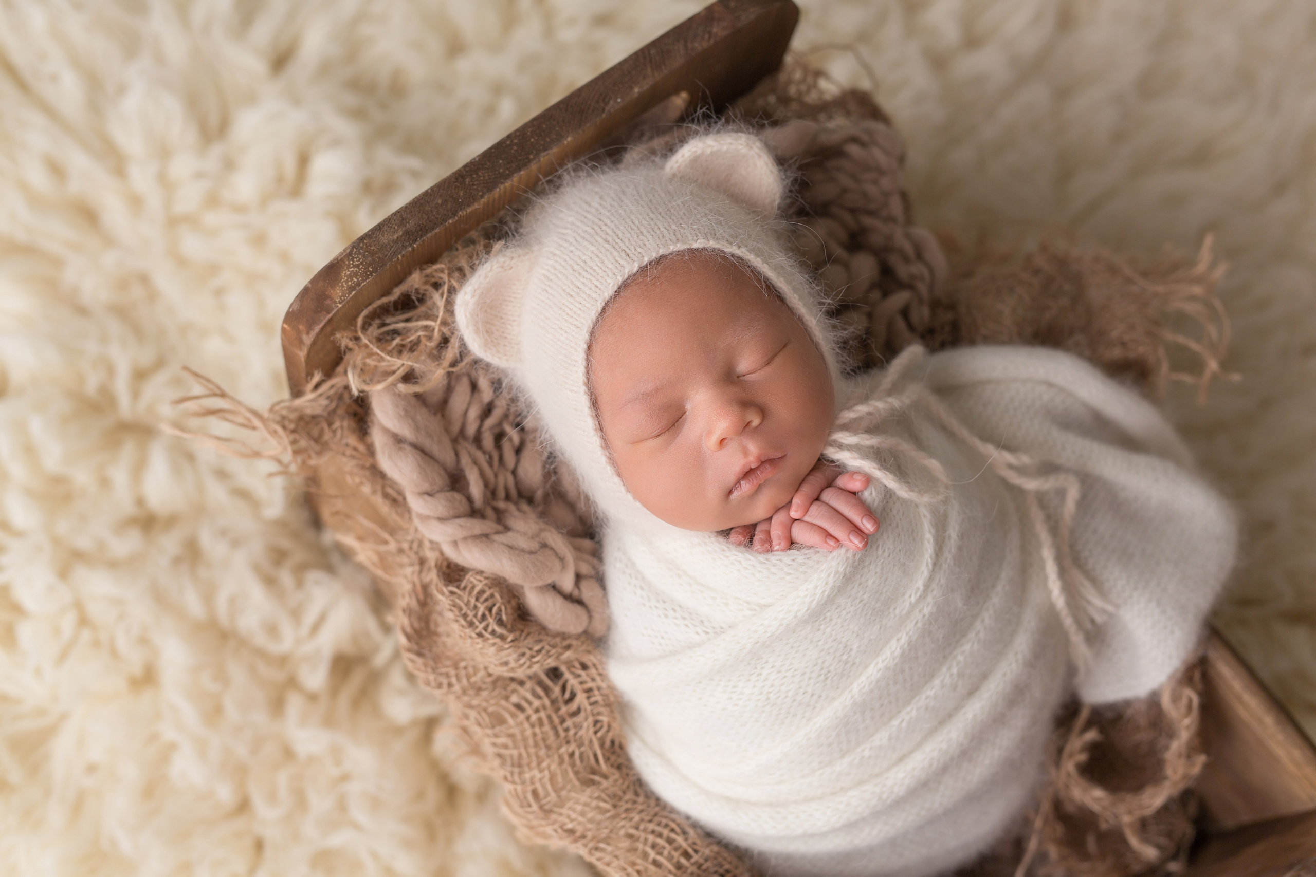 PH @annelepchenko. Retoucher Aleksmokh